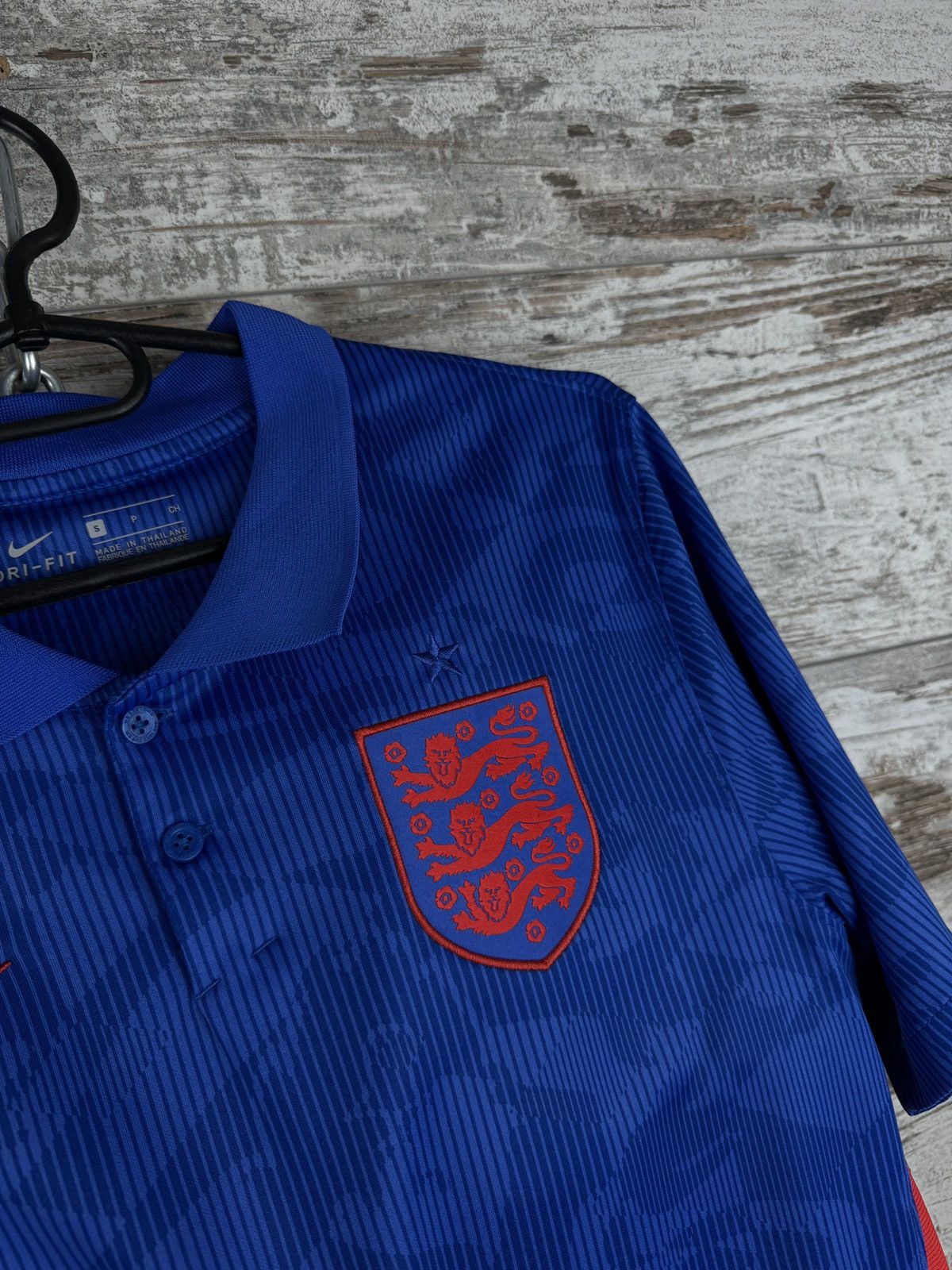 Nike Mens Vintage Nike England National Team T-shirt jersey Size US S / EU 44-46 / 1 - 6 Thumbnail