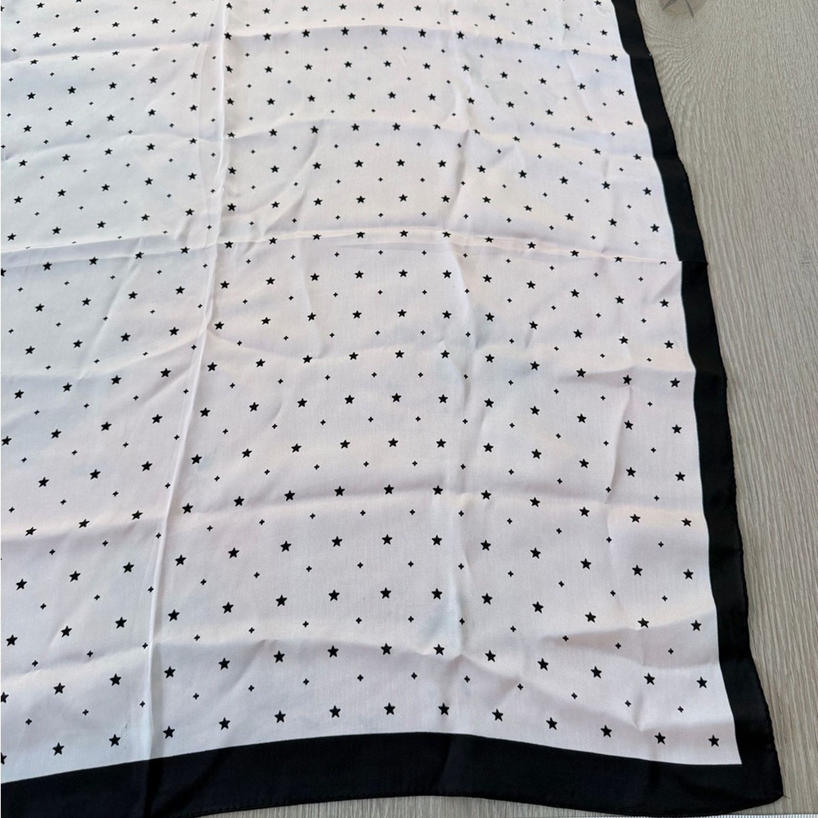 Other New Black and light Pink Star Pattern Scarf 25,5*25,5 Size ONE SIZE - 4 Thumbnail