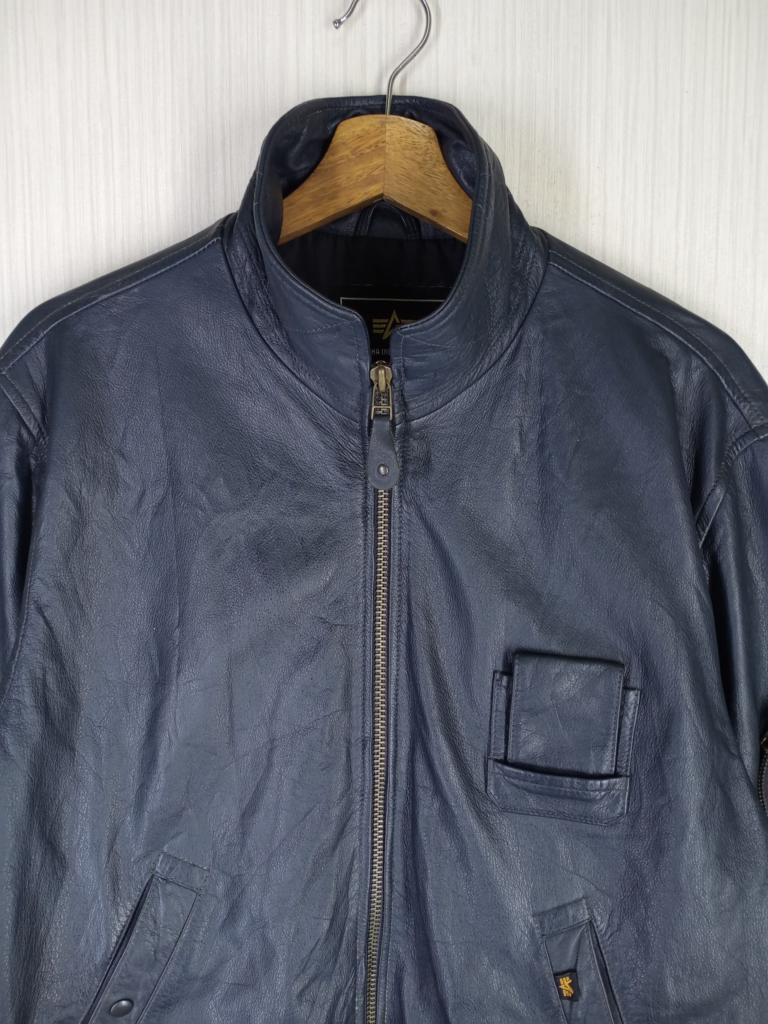 Alpha Industries VINTAGE ALPHA INDUSTRIES LEATHER GENUINE COWHIDE JACKET Size US M / EU 48-50 / 2 - 5 Thumbnail