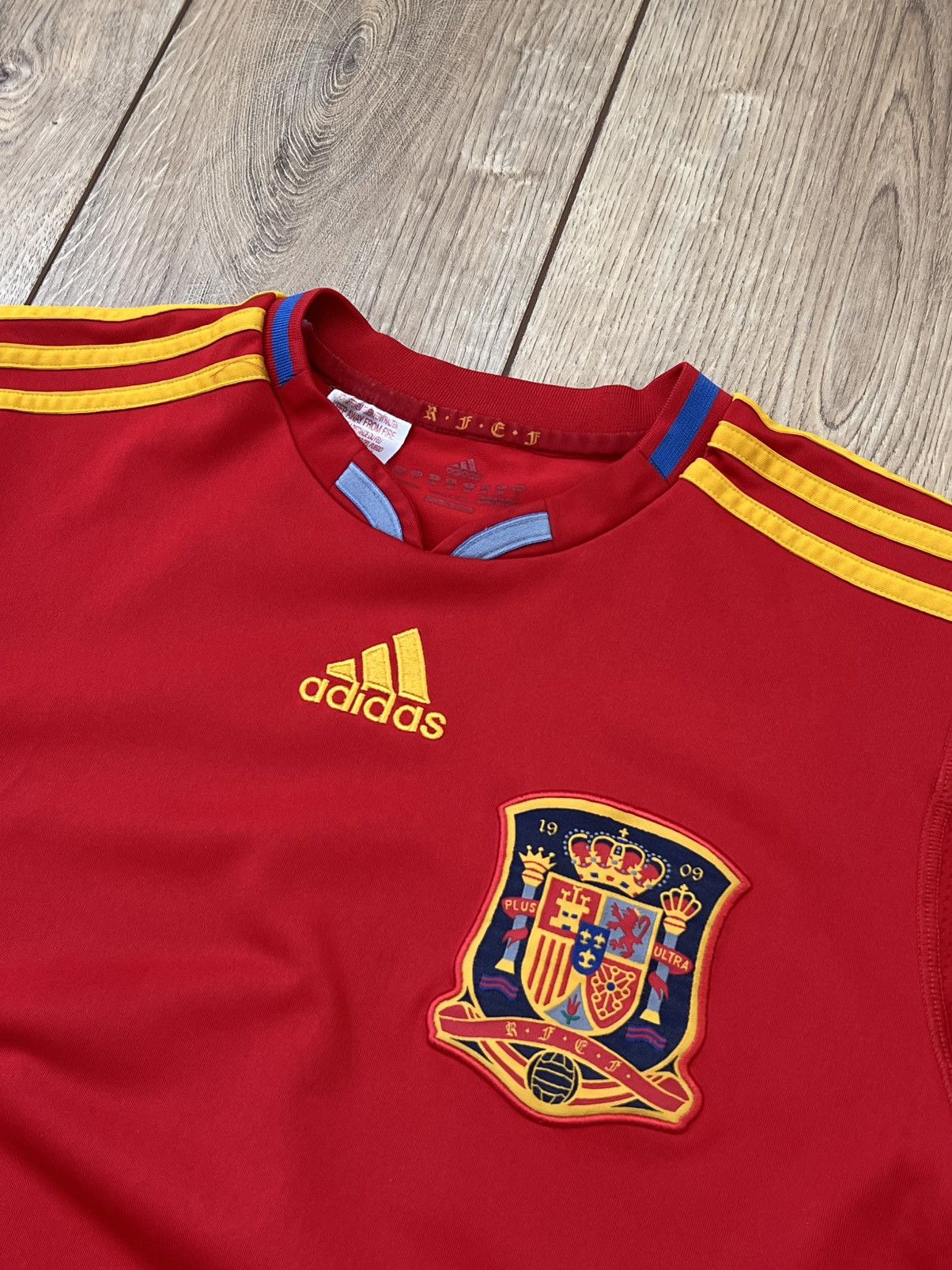 Adidas Adidas Spain Soccer Jersey 2010 Home Boys M Size US M / EU 48-50 / 2 - 2 Thumbnail