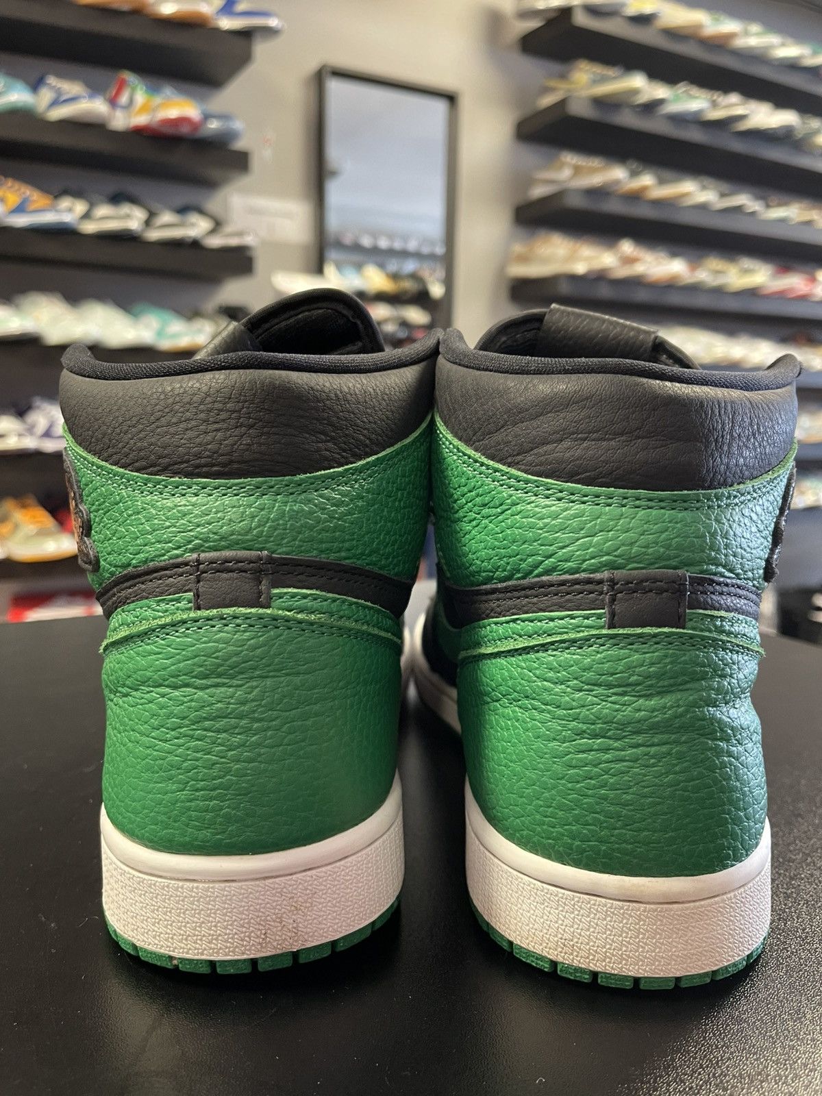 Jordan Brand Size 10.5 - Jordan 1 Retro High Pine Green Black Clean! Size US 10.5 / EU 43-44 - 4 Thumbnail