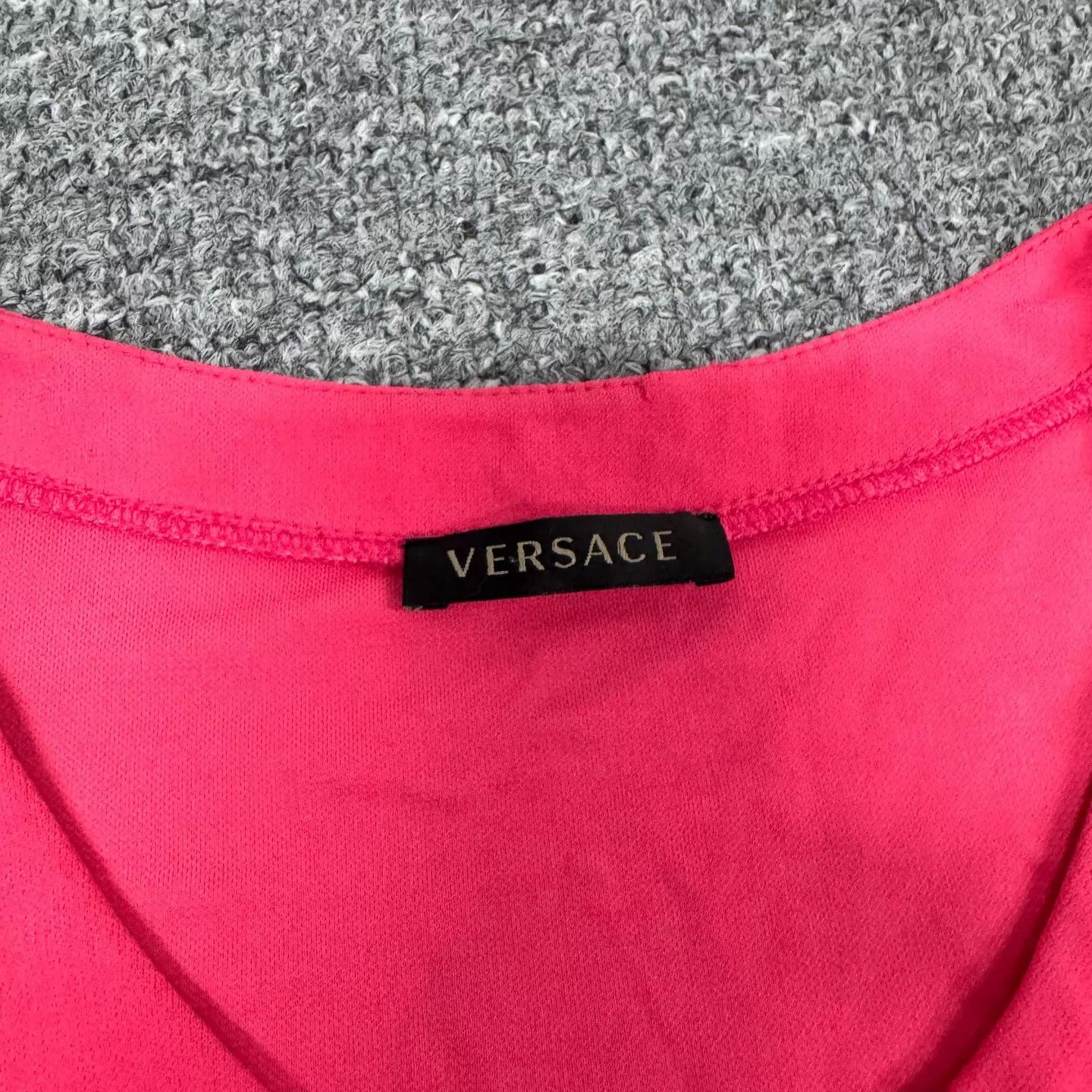 Versace Versace Fuchsia Medusa Crystal Fitted SS Tee L Size L / US 10 / IT 46 - 5 Thumbnail
