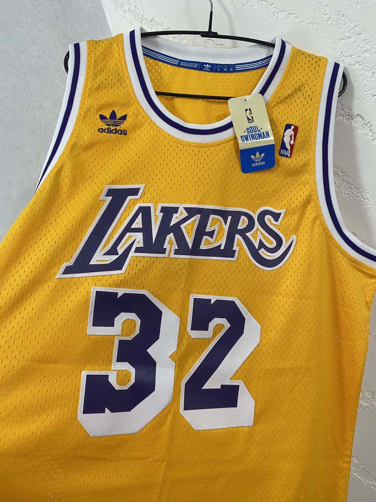 Adidas Adidas Originals Los Angeles Lakers Johnson Swingman Jersey Size US L / EU 52-54 / 3 - 3 Thumbnail