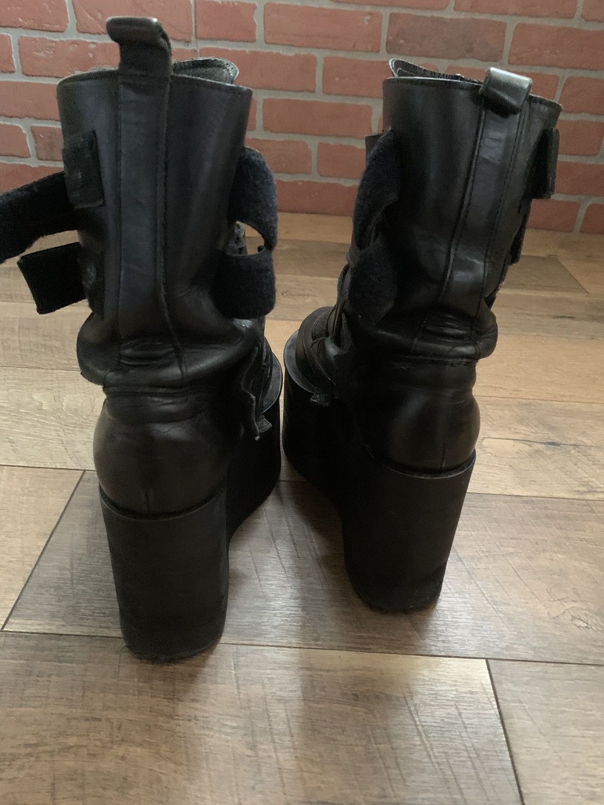 Koji Kuga Saint Tropez Platform shoe