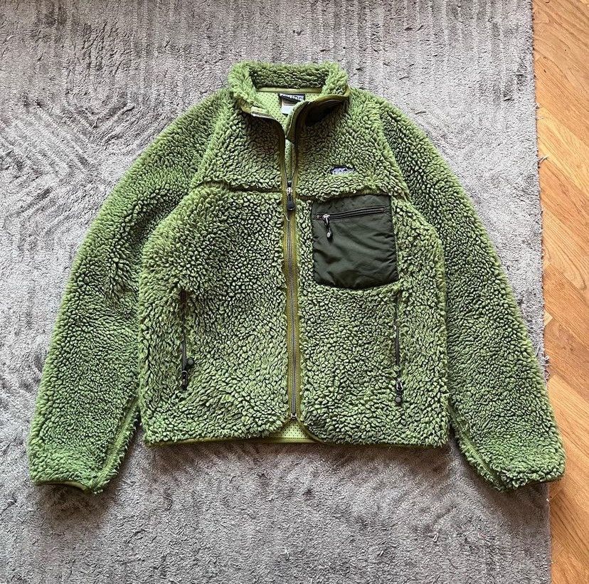 Image of Patagonia Deep Pile Retro X Fleece in Green, Men's (Size Small)