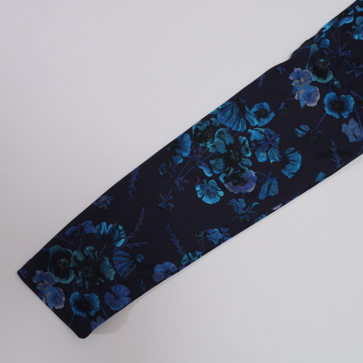 John Galliano Galliano Floral Print Flower Blue Top Longsleeve Blouse Size S / US 4 / IT 40 - 13 Thumbnail