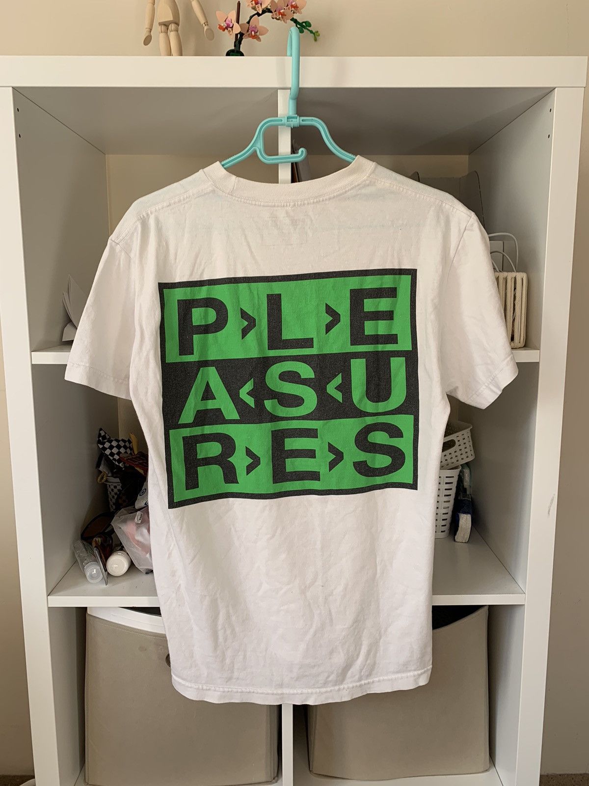 Pleasures Vintage Pleasures Big Logo T-shirt Y2K M Size US M / EU 48-50 / 2 - 1 Thumbnail