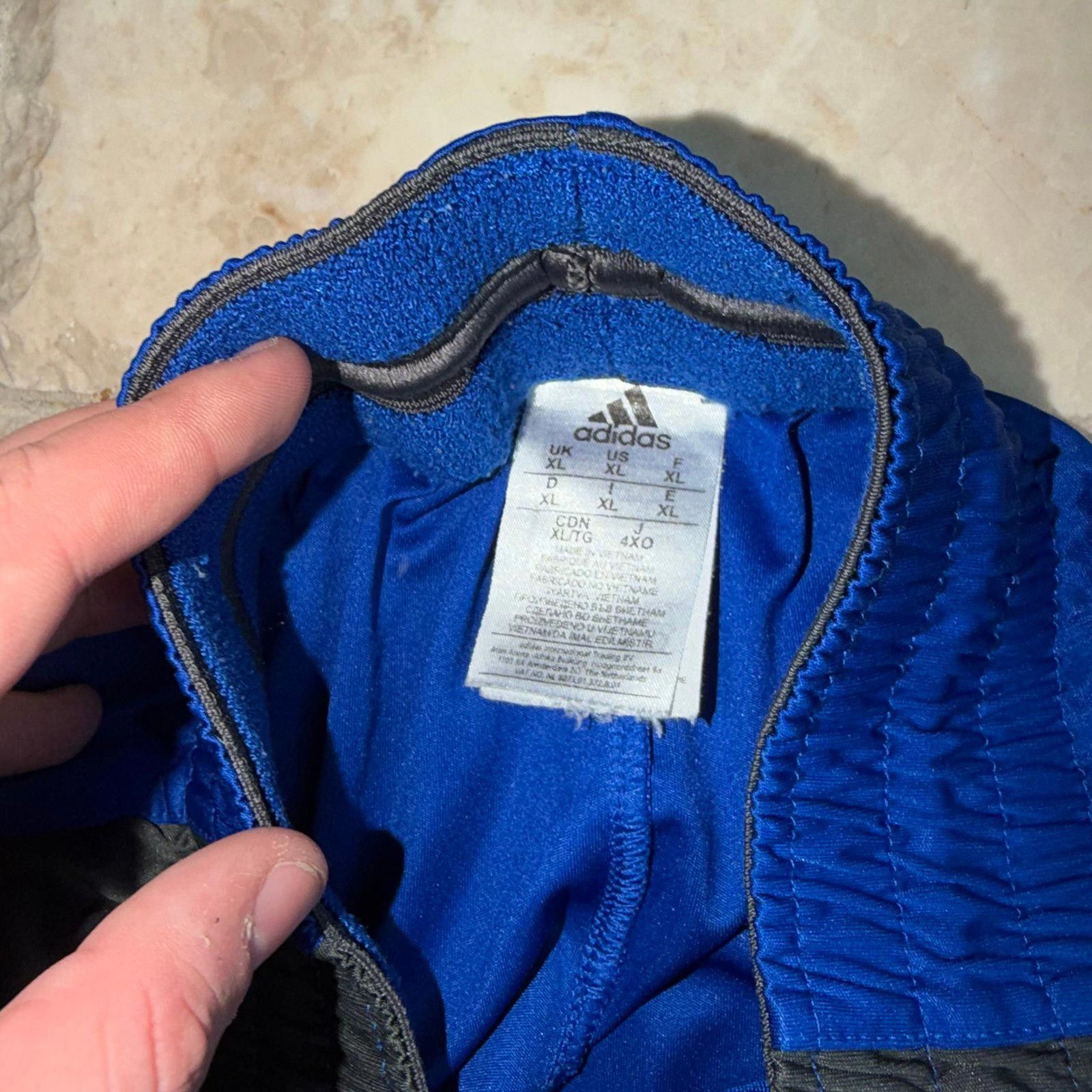 Adidas Adidas Shimmer Dazzle Blue Hoop Shorts Mens XL Y2K 90s Rare Size US 36 / EU 52 - 4 Thumbnail