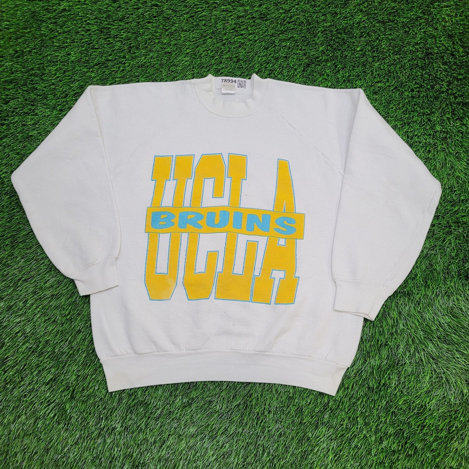 Fruit Of The Loom Vintage UCLA Bruins Sweatshirt Womens Large 21x23 Crop USA Size L / US 10 / IT 46 - 1 Thumbnail