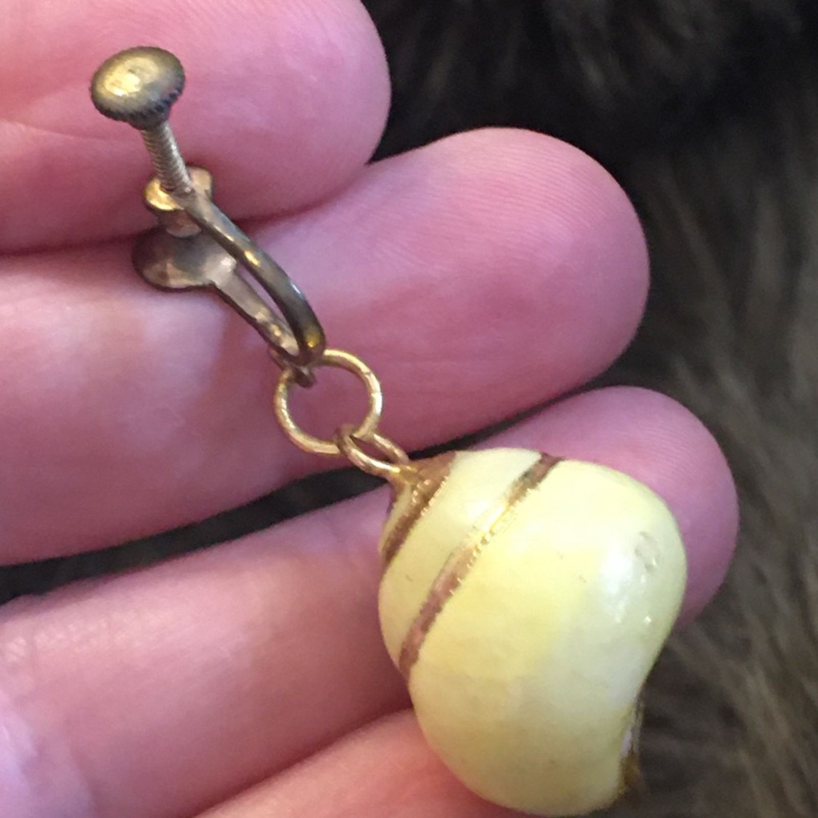 Vintage Vintage mid century moon snail shell earrings Size ONE SIZE - 4 Thumbnail