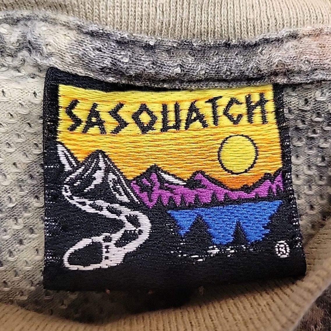 Vintage VINTAGE Sasquatch Shirt Mens XL Brown Advantage Timber Camo Pocket Tee Hunting Size US XL / EU 56 / 4 - 4 Thumbnail
