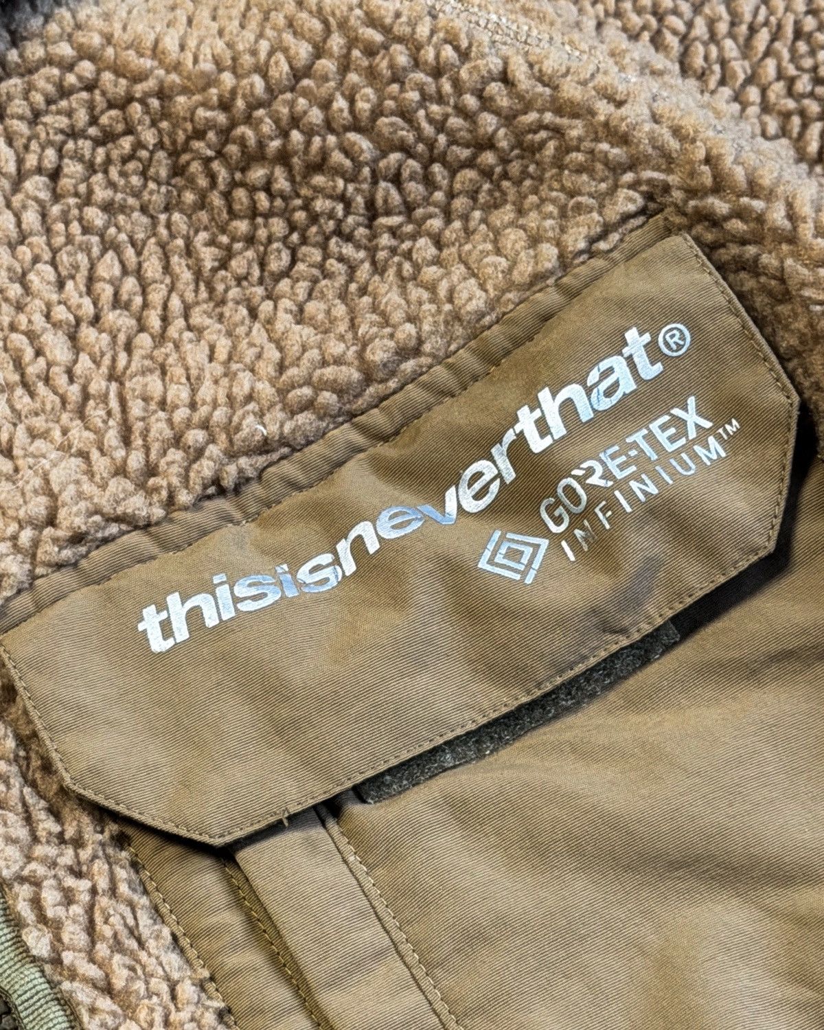 thisisneverthat Thisnaverthat Gore-Tex INFINIUM™ Sherpa Fleece Jacket Size US M / EU 48-50 / 2 - 3 Thumbnail