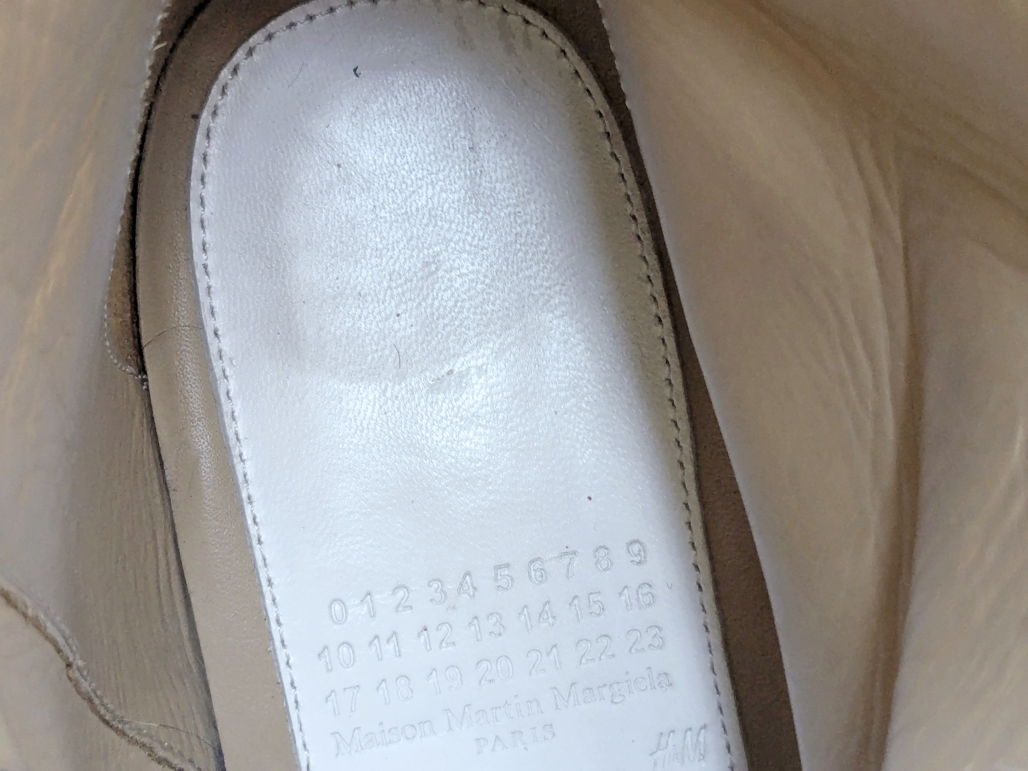 H&M × Maison Margiela Maison Margiela H&M Side Zip Boots White Black 9 42 Size US 9 / EU 42 - 10 Thumbnail