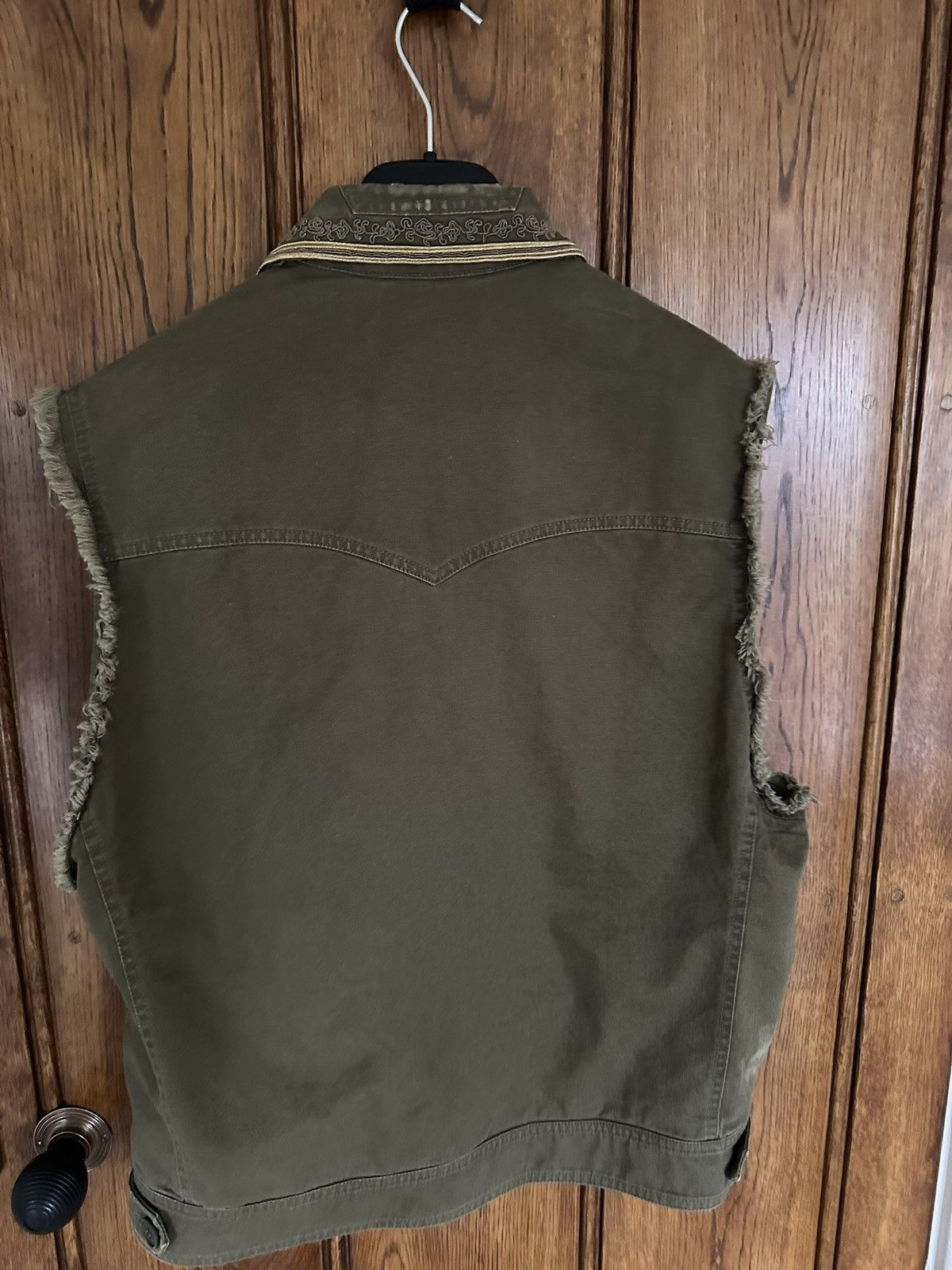 Saint Laurent Paris $2290 SS19 Saint Laurent sleeveless embroidered jacket 50 Size US M / EU 48-50 / 2 - 16 Thumbnail