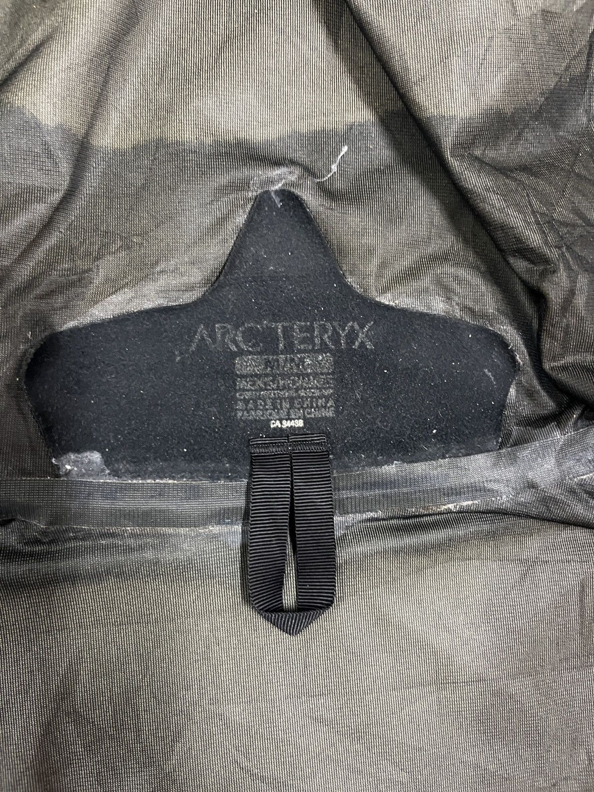 Arc'teryx Jacket 🔥 arcteryx gore fabric technology Size US M / EU 48-50 / 2 - 14 Thumbnail