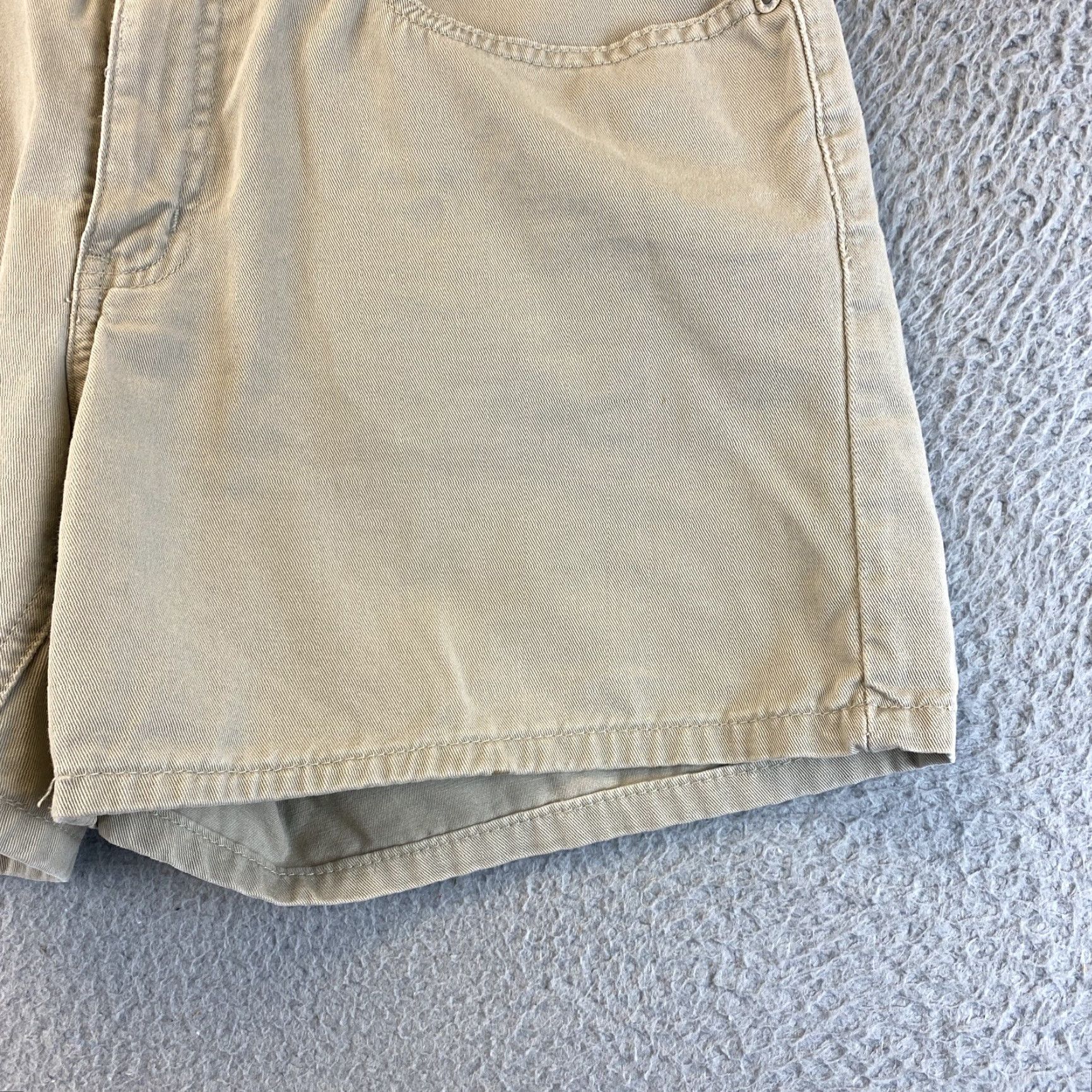 Ralph Lauren Ralph Lauren Women's Shorts Size 10 Beige Cotton Blend Denim Flat Front Popular Style Size 32" / US 10 / IT 46 - 2 Thumbnail