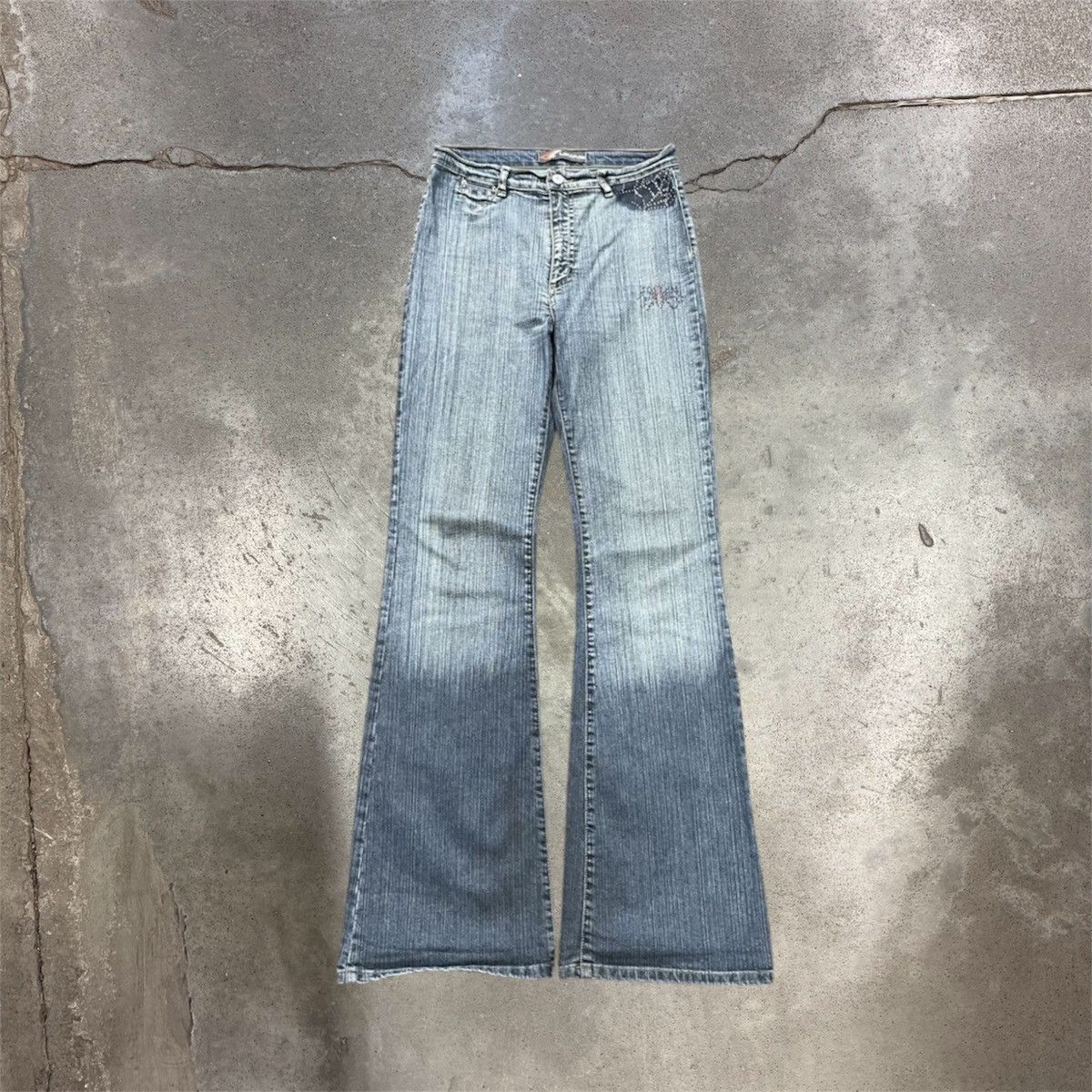 Vintage Vintage Y2K Baggy Flared Jeans Sun Faded Grunge Logo 32 Size 32" / US 10 / IT 46 - 1 Thumbnail