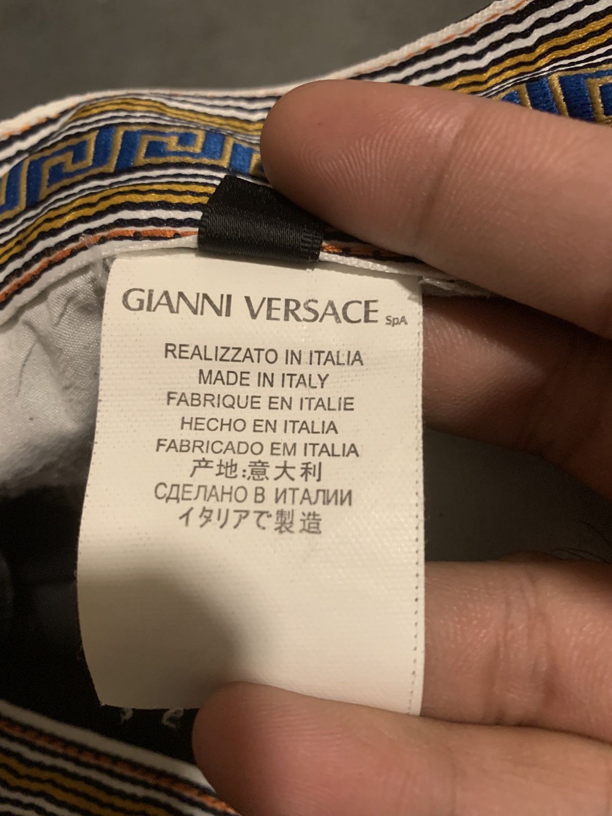 Versace VINTAGE GIANNI VERSACE JEANS Size US 32 / EU 48 - 8 Thumbnail