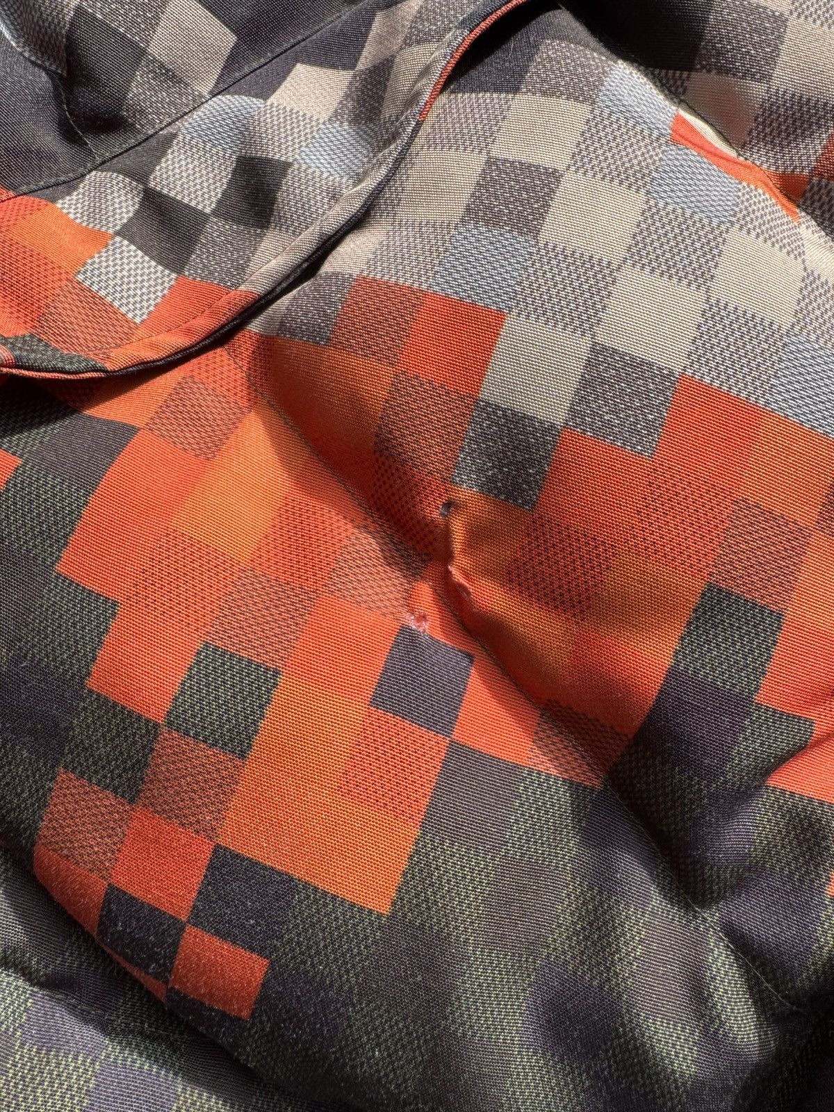 Louis Vuitton Louis Vuitton Pixelated Puffer Jacket FW24 Size US XL / EU 56 / 4 - 9 Thumbnail