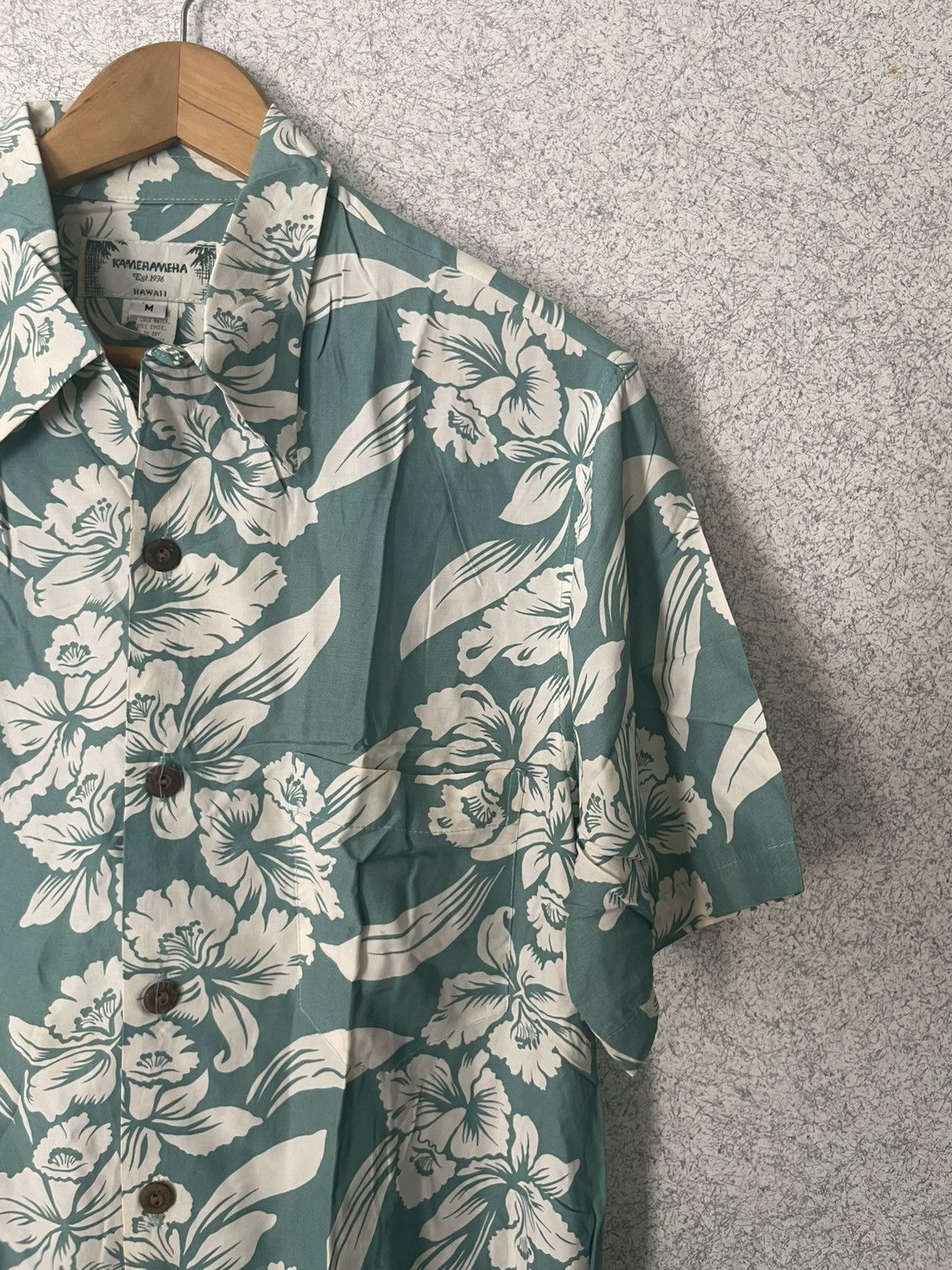Vintage Kamehameha Hawaii shirt 100rayon Size US M / EU 48-50 / 2 - 6 Thumbnail