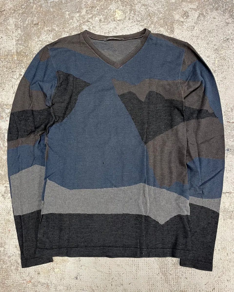 Marithe + Francois Girbaud 2000s Marithé + Francois Girbaud V-Neck Knit Modern Sweater Size US M / EU 48-50 / 2 - 1 Thumbnail
