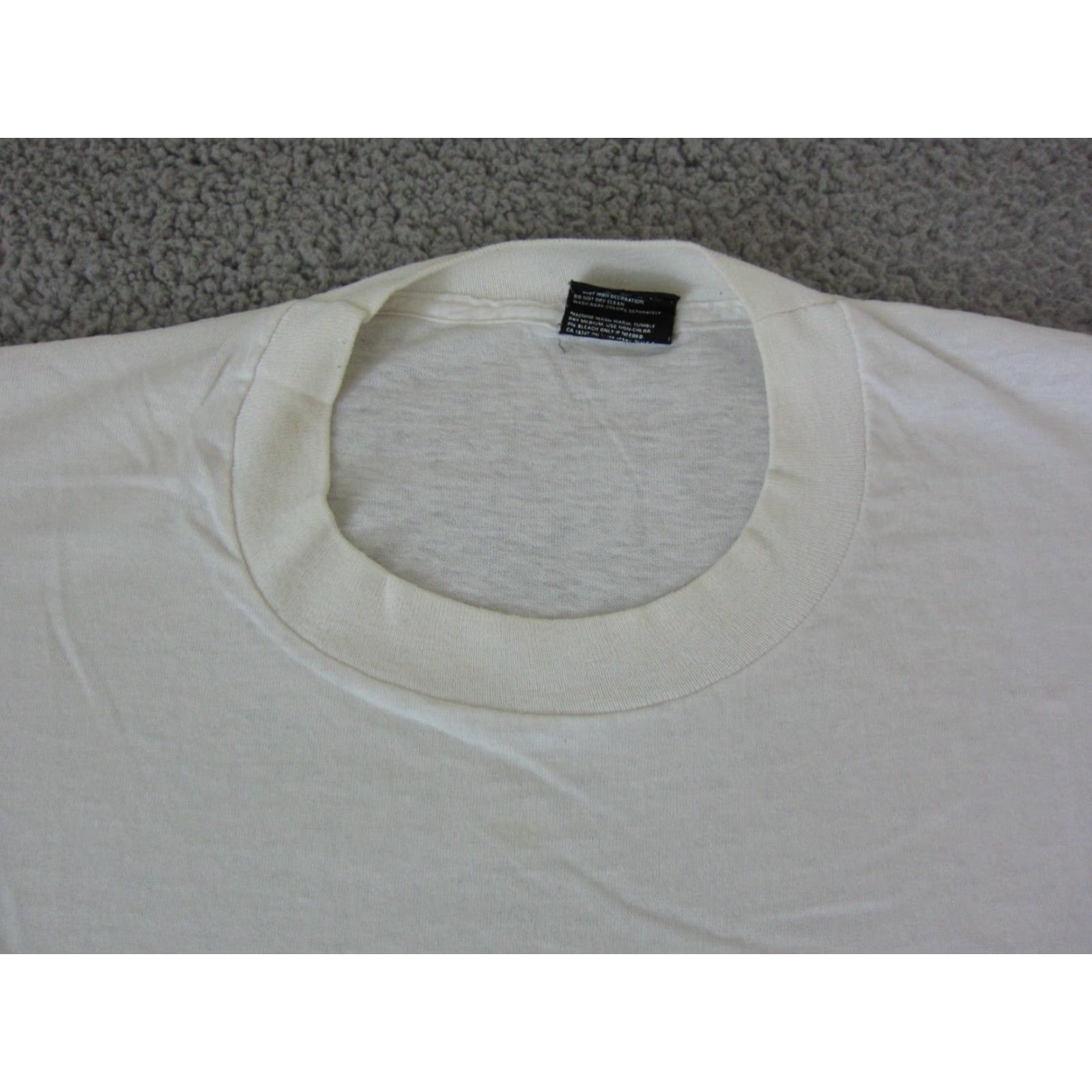 Fruit Of The Loom VINTAGE Fruit of the Loom Shirt Mens XL White 90s USA Marathon 1A Crew Neck Short Sleeve T-Shirt Classic Category Size US XL / EU 56 / 4 - 6 Thumbnail