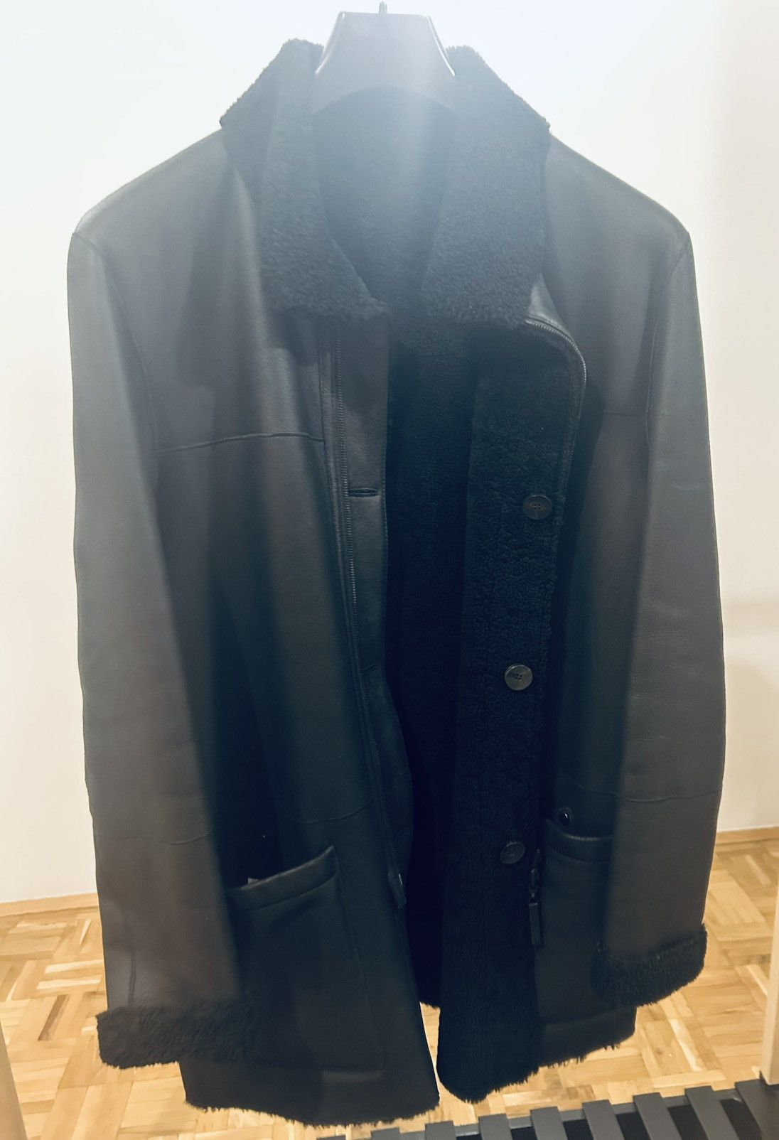 Armani Collezioni Armani Shearling coat Size US L / EU 52-54 / 3 - 1 Thumbnail