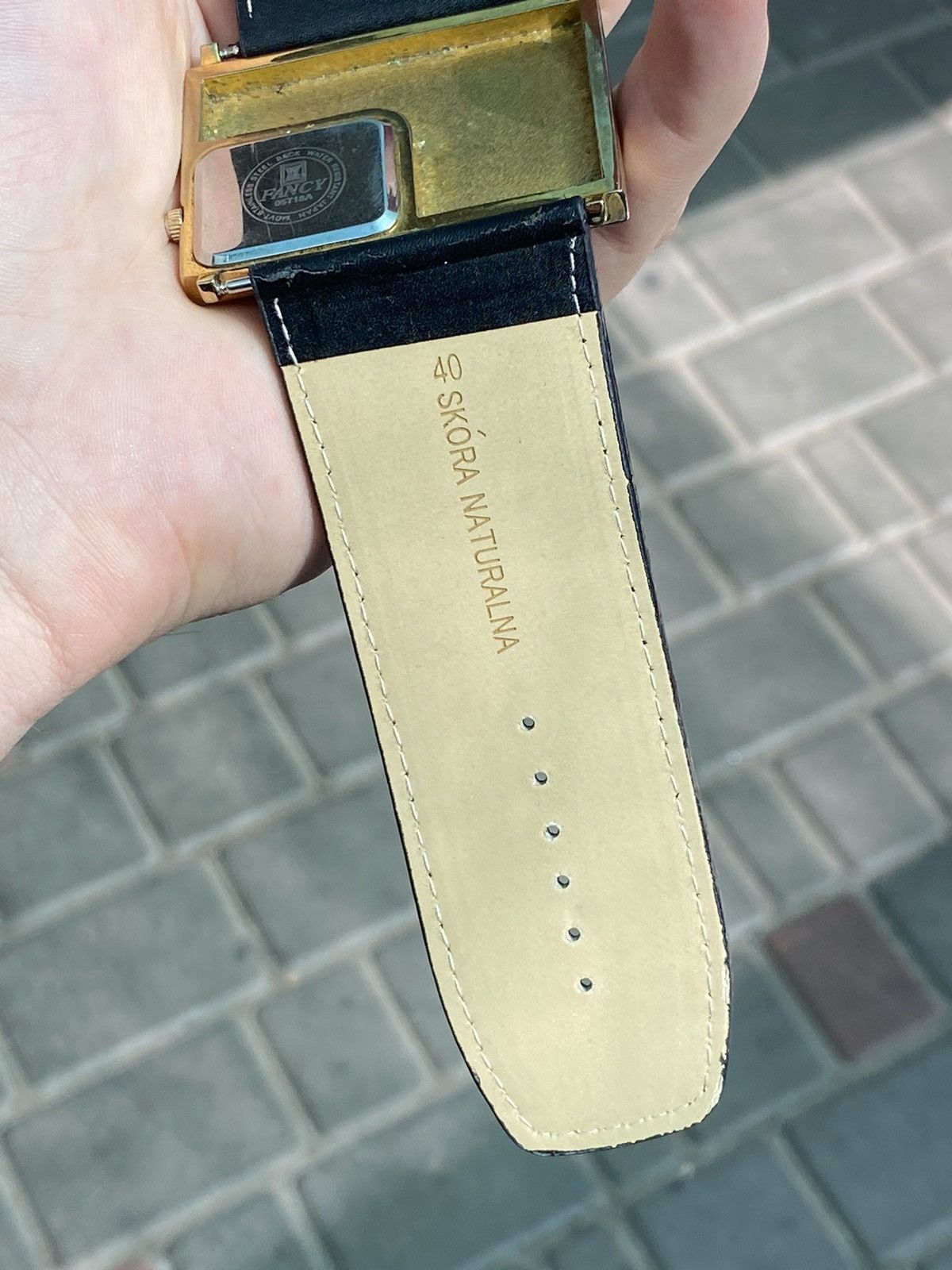 Japanese Brand Vintage Rare Gold-Plated Watch with Crystals Size ONE SIZE - 12 Thumbnail