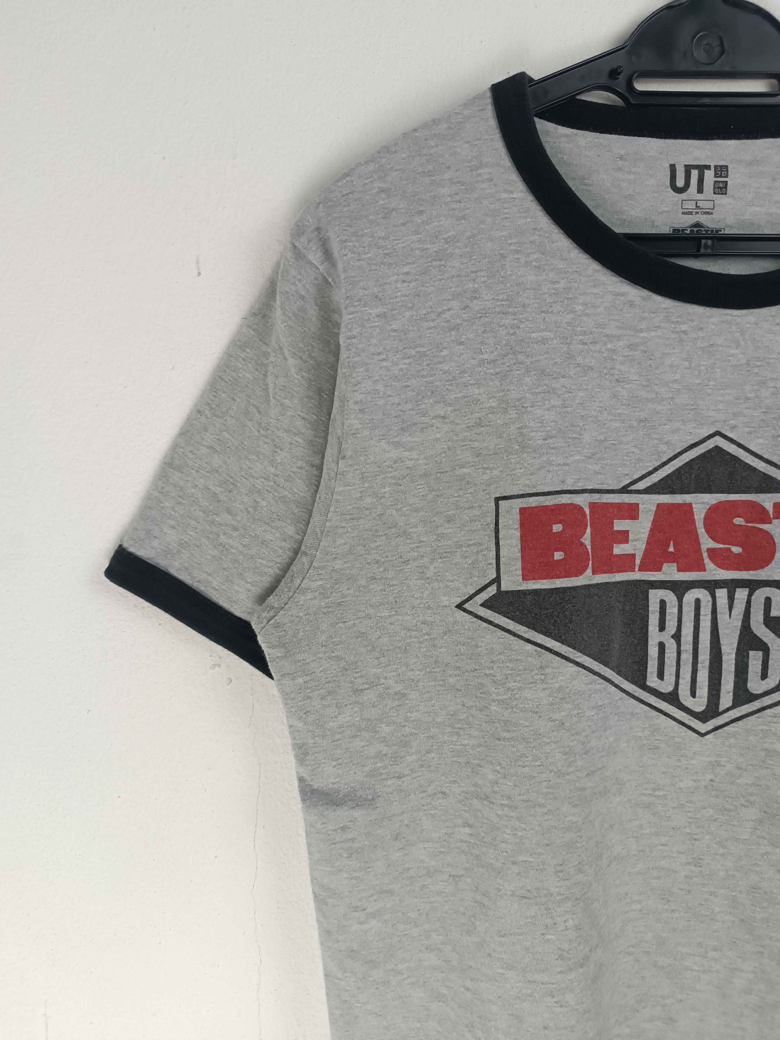 Band Tees VINTAGE BEASTIE BOYS CLASSIC LOGO RINGER RAP PUNK TEE Size US M / EU 48-50 / 2 - 5 Thumbnail