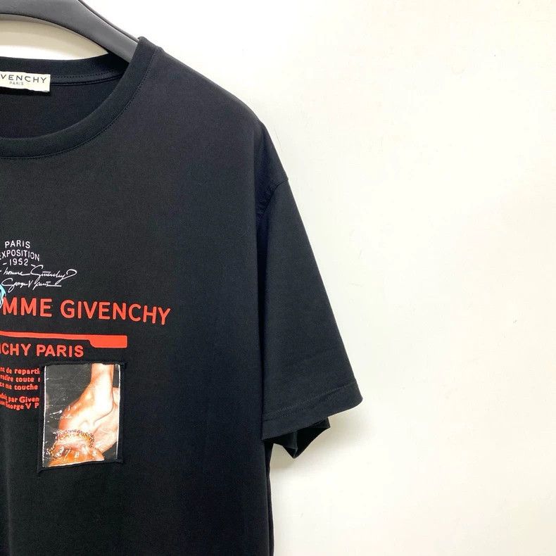 Givenchy Givenchy Classic Short Sleeve T-Shirt with Big Slogan Desi Size US XXL / EU 58 / 5 - 6 Thumbnail