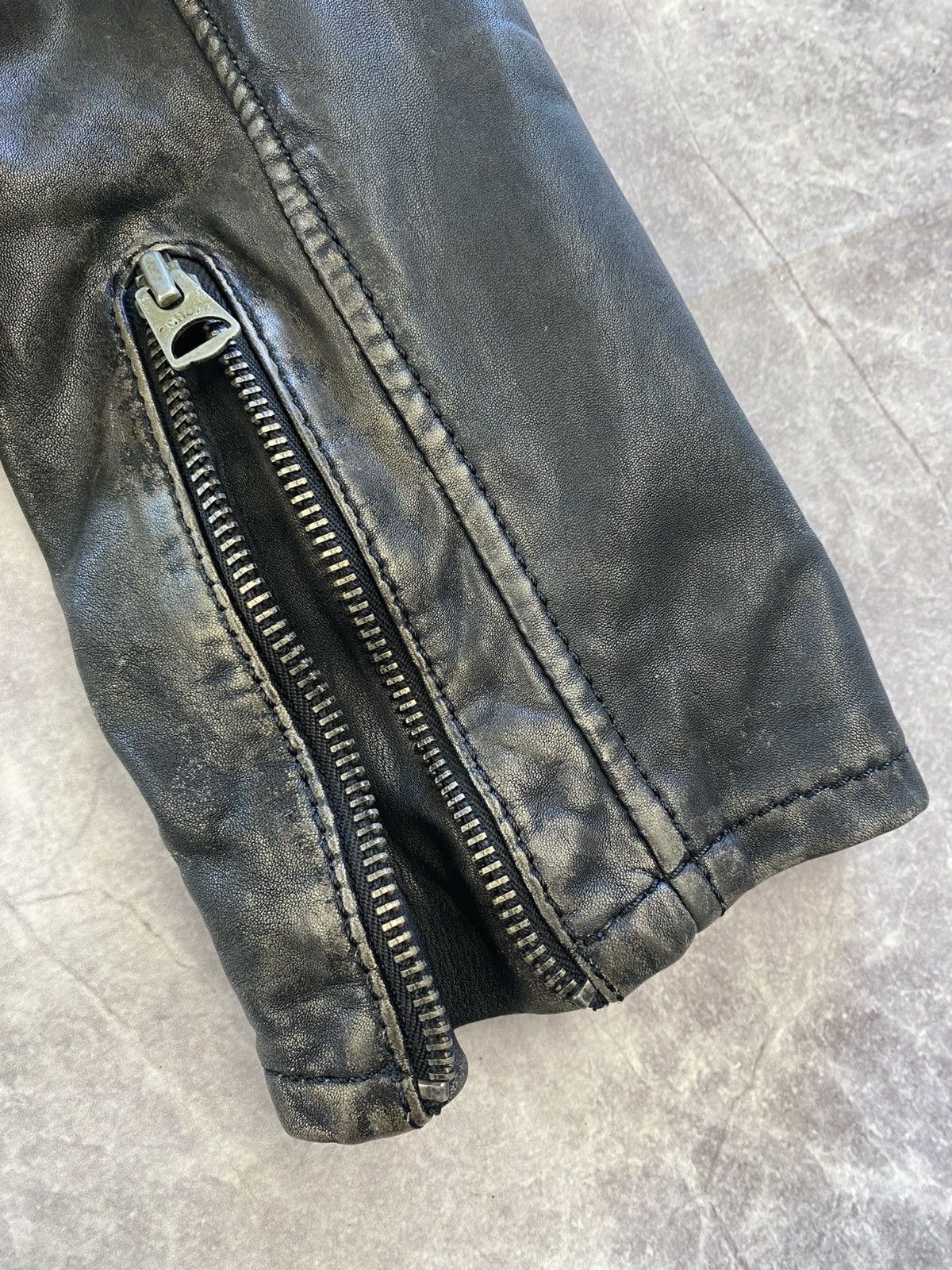 Schott Schott Perfecto Leather Jacket with Metal Studded Size: L Size L / US 10 / IT 46 - 16 Thumbnail