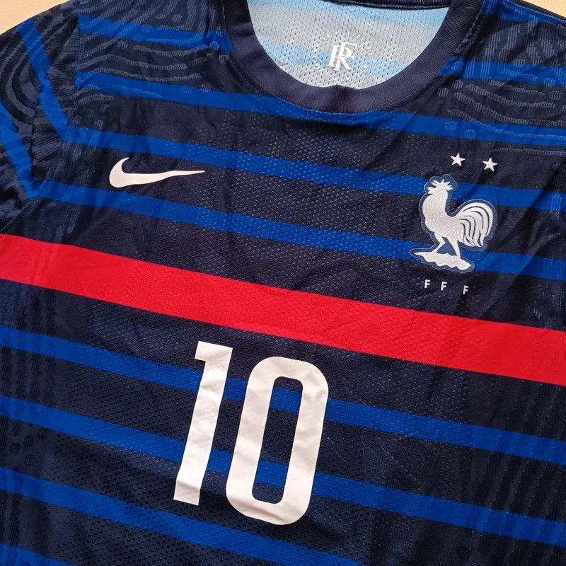 Nike Kylian Mbappe #10 France 2020-2021 Player Issue Jersey M Size US M / EU 48-50 / 2 - 11 Thumbnail