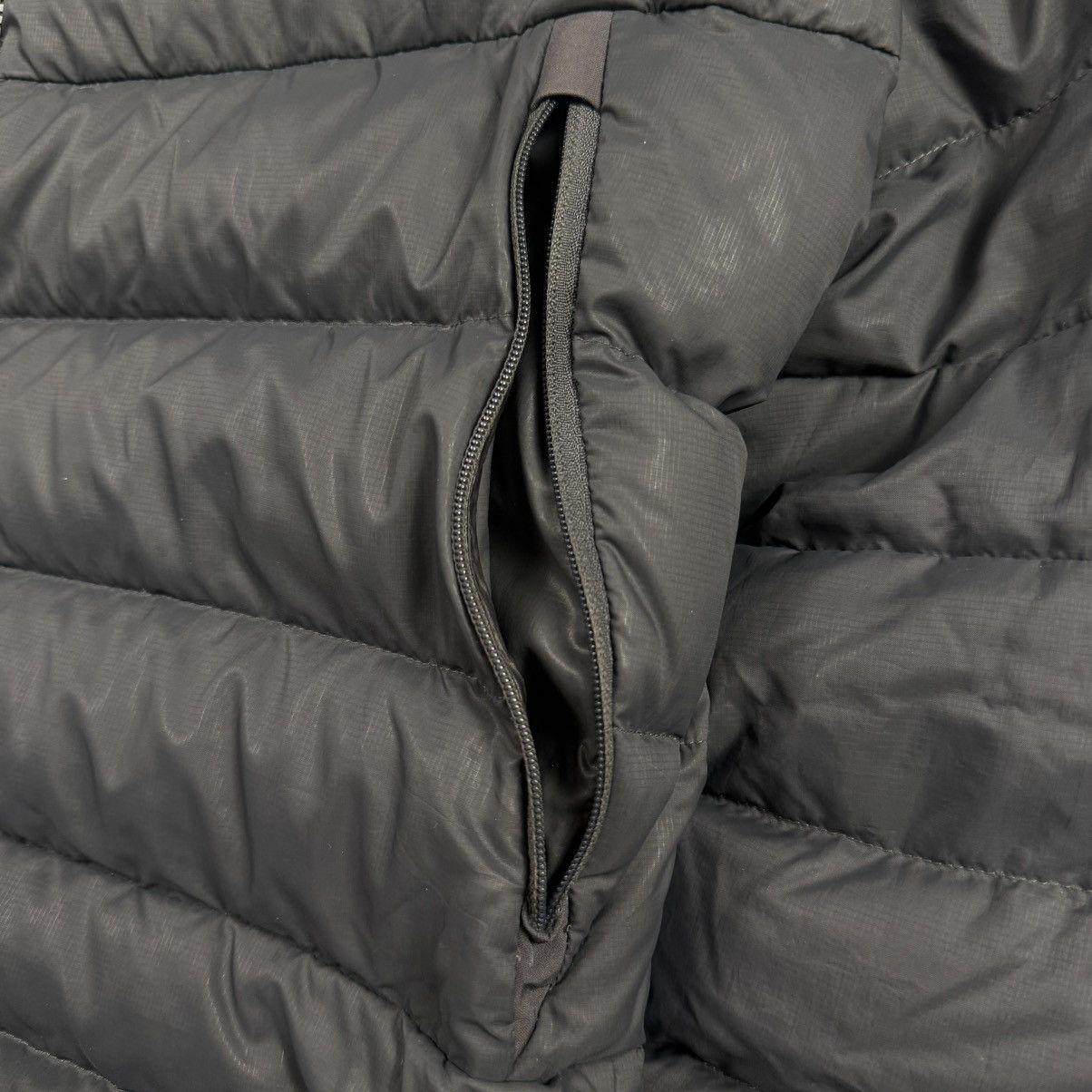 Arc'teryx Arc’teryx Thorium AR Hoody ‘Black’ Jacket Size US L / EU 52-54 / 3 - 4 Thumbnail