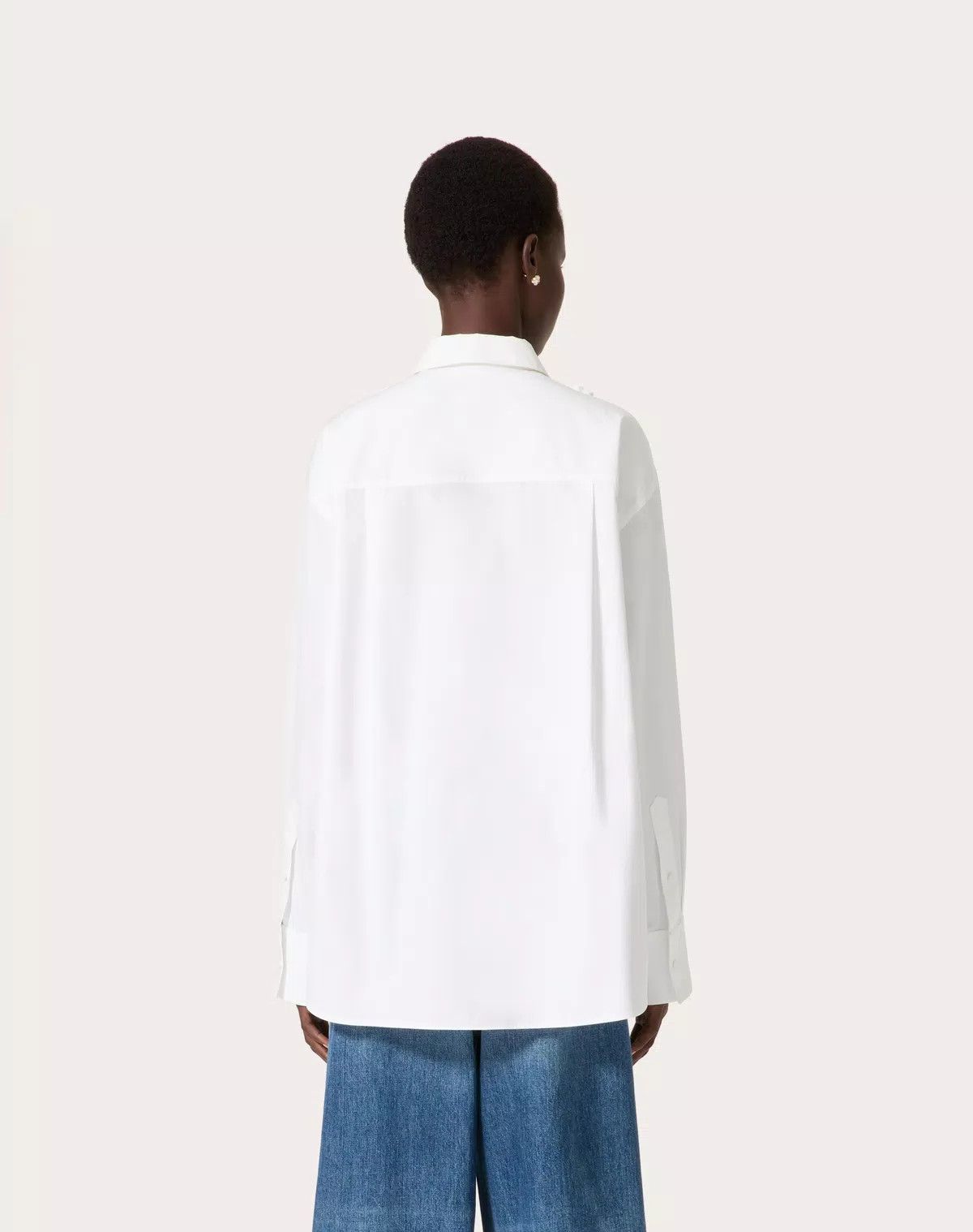 Valentino o1s1wg110625 Embroidered Compact Popeline Shirt in White Size M / US 6-8 / IT 42-44 - 5 Thumbnail