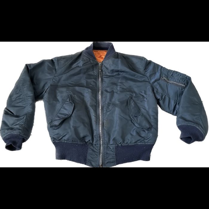 Vintage Vintage 80s Alpha Industrial MA-1 bomber jacket Size Large