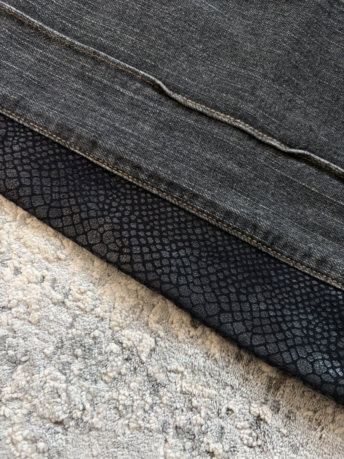 Morgan Homme Snake Print Pleated Flare Denim Size US 29 - 6 Thumbnail
