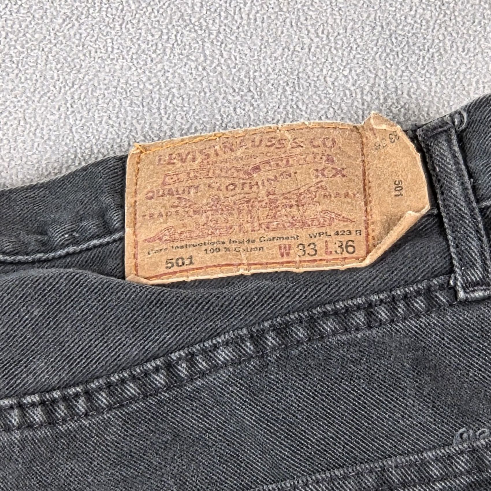 Levi's VINTAGE Levi's 501 Jeans Mens Black Denim Button Fly Made USA 90s 29x30 Fits 29x30 Mens Jeans Black Denim Button Fly 501 90s Vintage Size US 29 - 4 Thumbnail