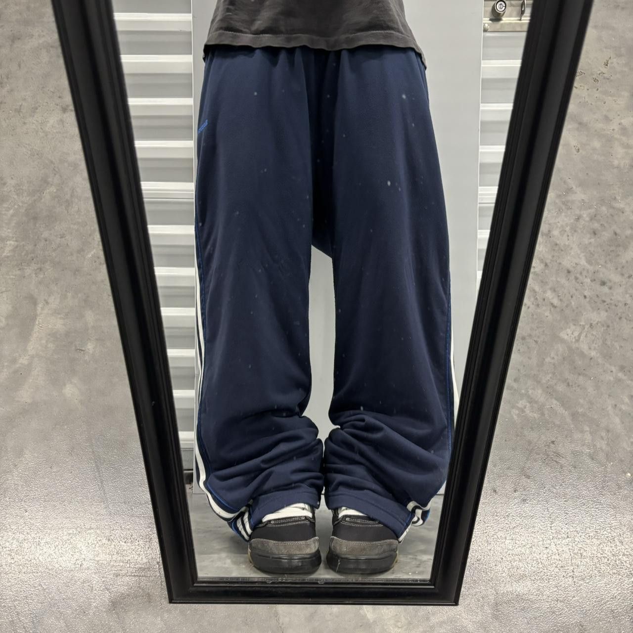 Japanese Brand × Vintage Crazy Vintage Y2K/2000s Baggy Navy Blue Striped Skater Essential Sweatpants! Size US 34 / EU 50 - 2 Thumbnail