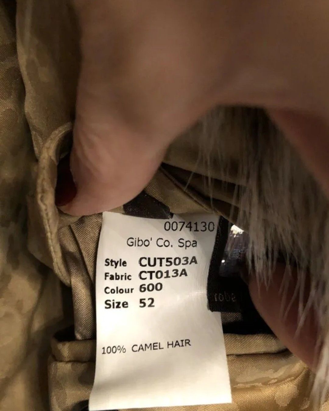 Roberto Cavalli F/W 2009 RUNWAY CAMEL HAIR HEAVY COAT WITH FOX FUR COLLAR Size US L / EU 52-54 / 3 - 7 Thumbnail