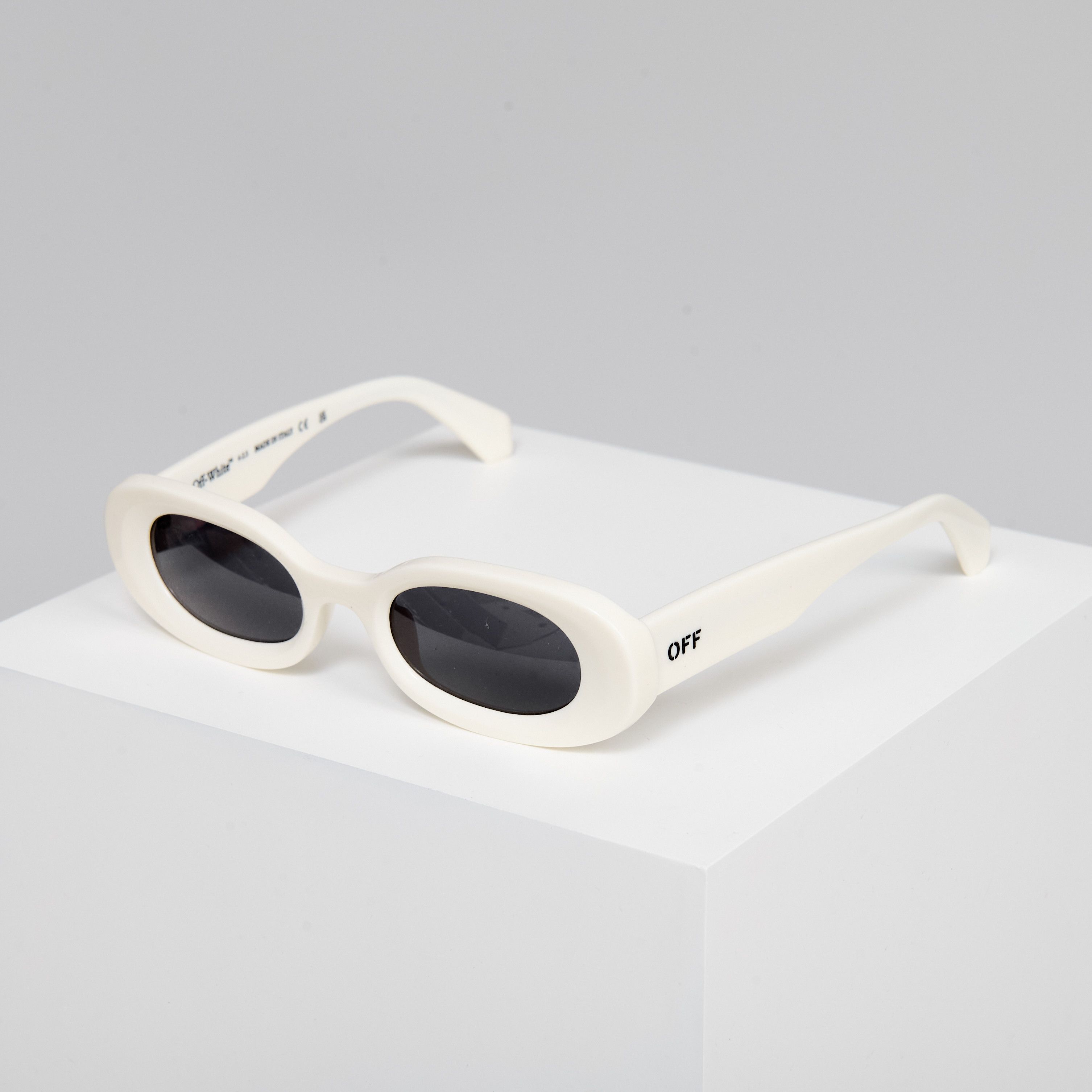 Off-White OFF WHITE AMALFI WHITE SUNGLASSES Size ONE SIZE - 1 Thumbnail