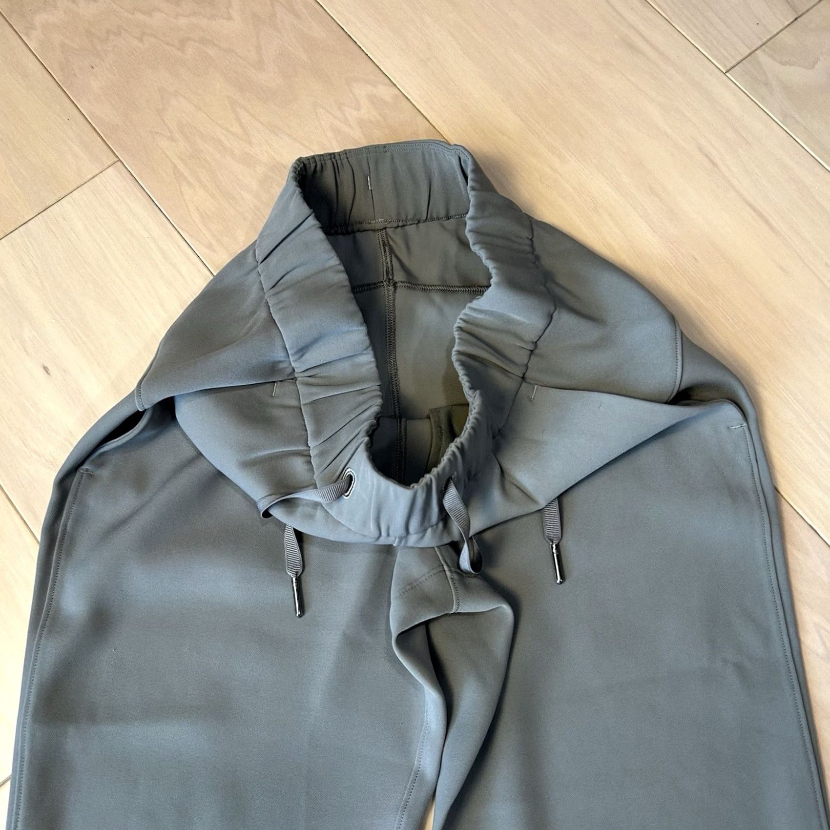 Lululemon Lululemon On The Fly Pant Taupe Women’s 2 Regular Ankle Pockets Elastic Waist Drawstring 27 Inseam 26-28 Waist Athleisure Outdoor Sports Size 26" / US 2 / IT 38 - 3 Thumbnail