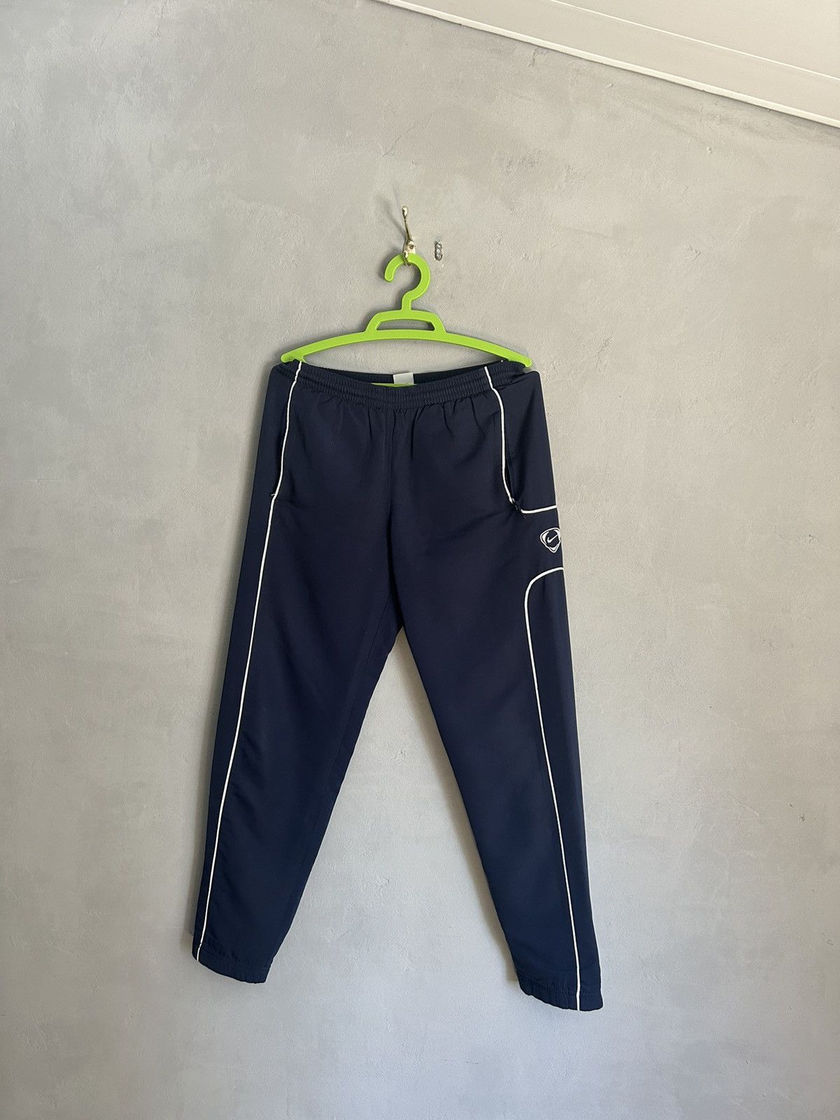 Nike × Vintage Vintage Nike track pants Size US 31 - 1 Thumbnail