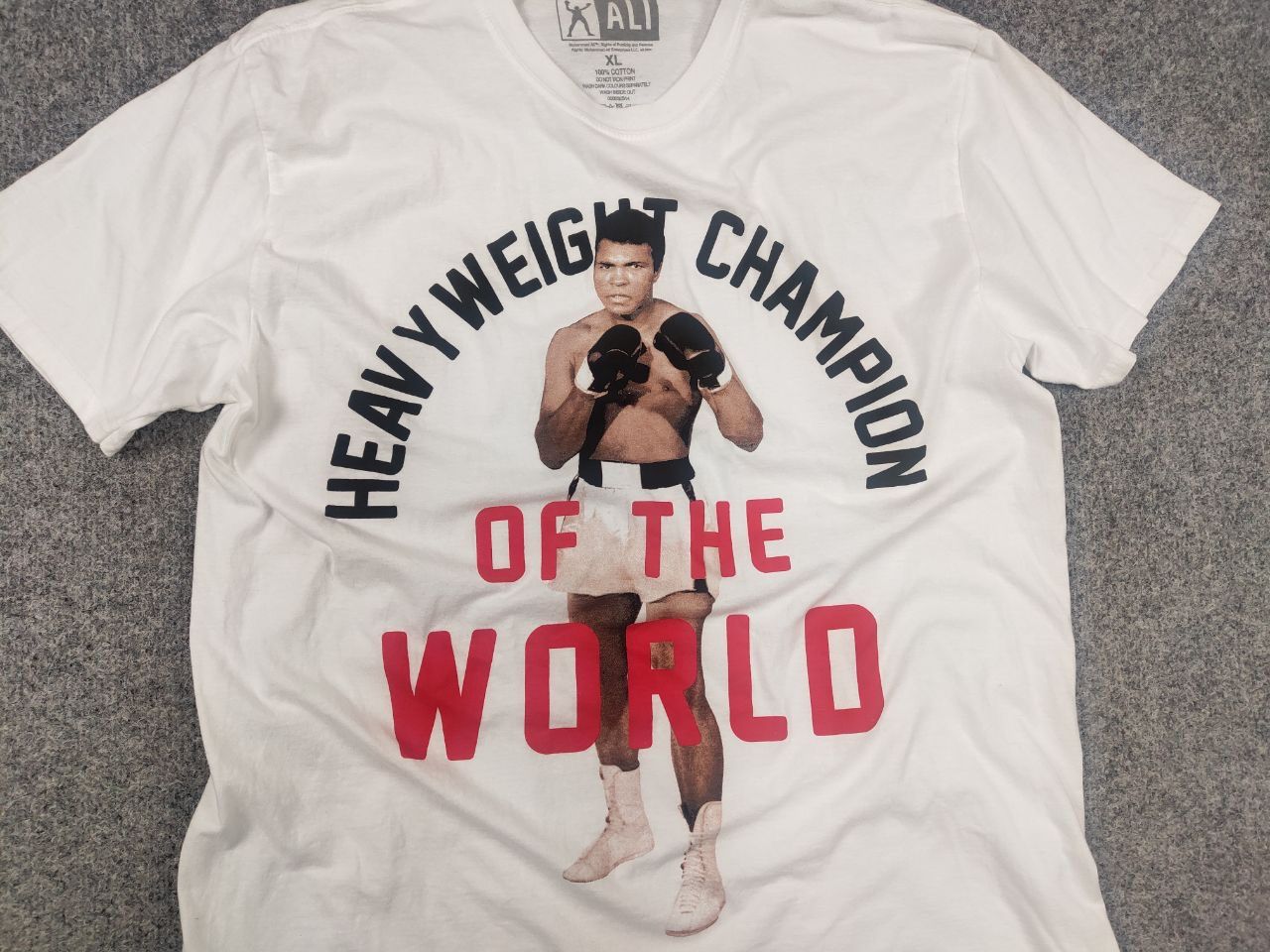Vintage Vintage Muhammad Ali Logo Of the World White T-shirt Size US XL / EU 56 / 4 - 5 Thumbnail