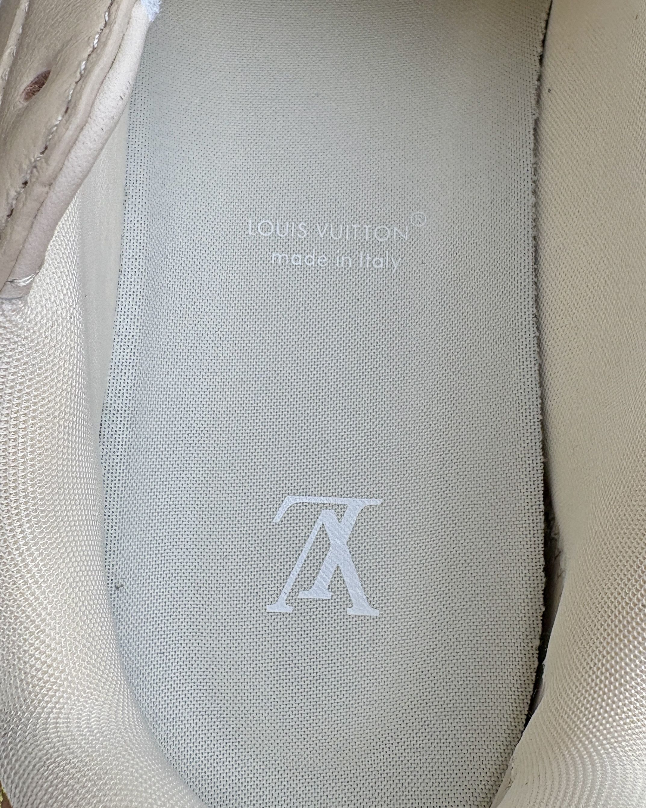 Louis Vuitton 100% original L Vuitton BUTTERSOFT men's sneakers. UK Size 9 Size US 10 / EU 43 - 15 Thumbnail