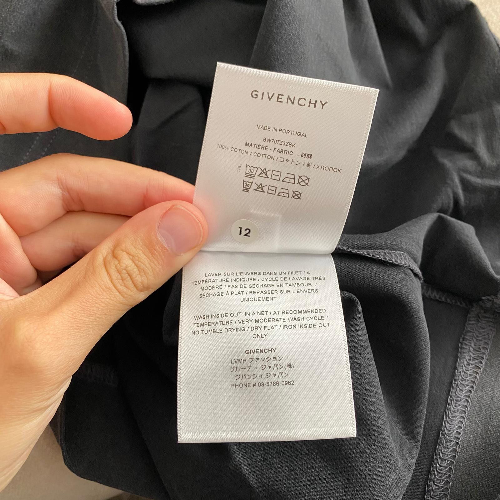 Givenchy Washed Black Cheneille Patch College Logo T-Shirt Size XS / US 0-2 / IT 36-38 - 7 Thumbnail