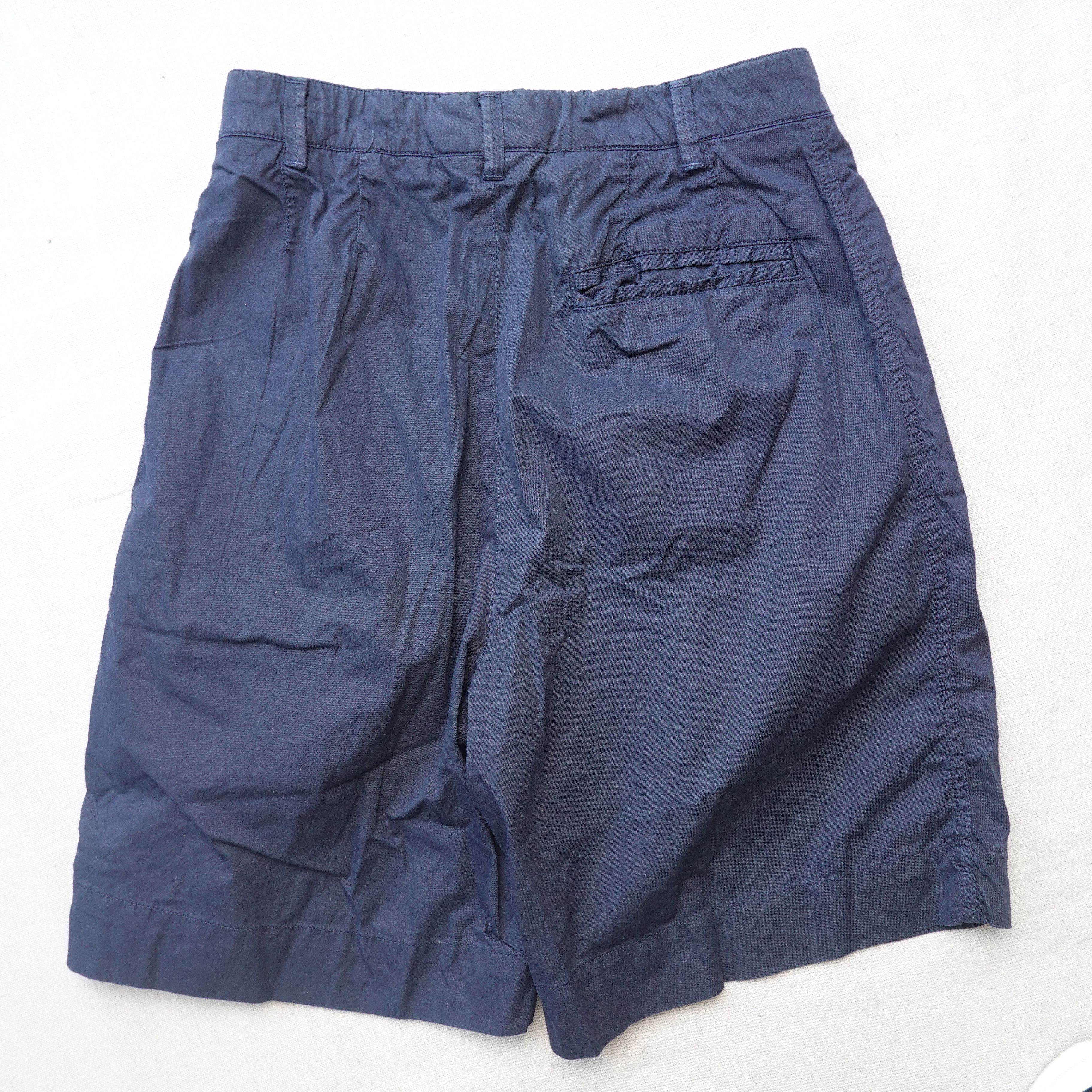 Armani 1990s Armani Baggy Shorts - Size 28 Size US 28 / EU 44 - 2 Thumbnail