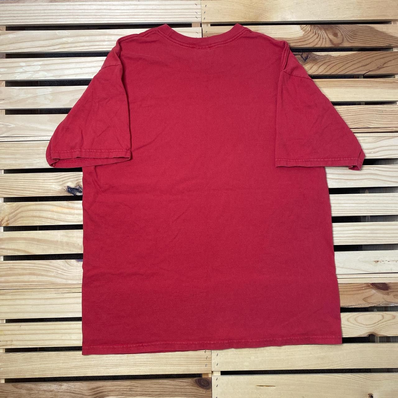 Nike Vintage Nike Red Basketball Tee Size Large Size US L / EU 52-54 / 3 - 2 Thumbnail