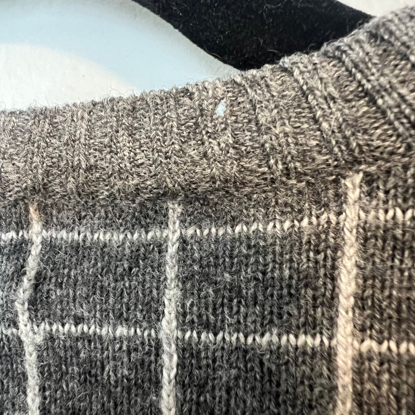 Polo Ralph Lauren Polo Golf Ralph Lauren Wool Gray Plaid Sweater Mens Size M Size US M / EU 48-50 / 2 - 6 Thumbnail