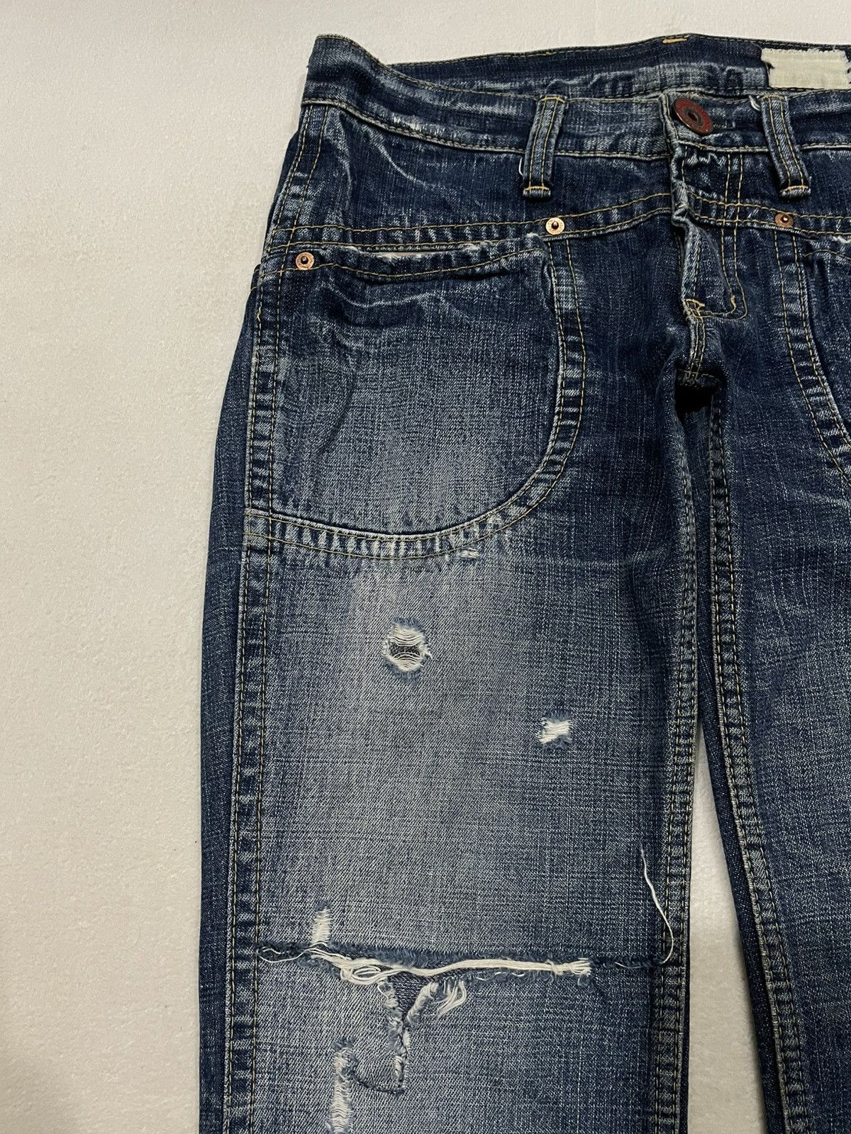 Japanese Brand Vintage Japanese Brand Straight Cut Distressed Faded Jeans Size US 30 / EU 46 - 5 Thumbnail