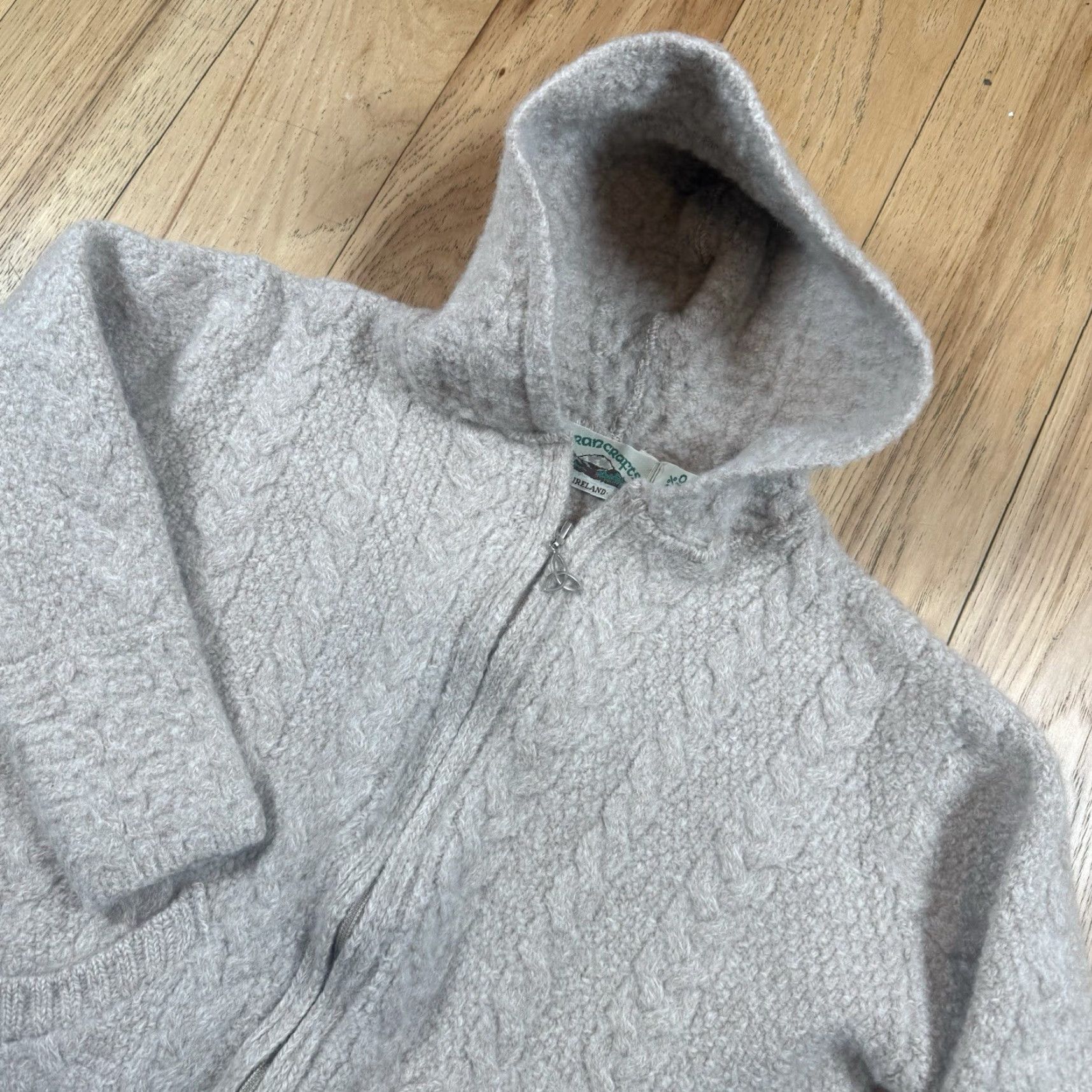 Vintage Aran Crafts Sweater Women XL Full Zip Hooded Chunky-Knit Wool Beige Ireland Merino Wool Chest Measurements Included Size XL / US 12-14 / IT 48-50 - 2 Thumbnail
